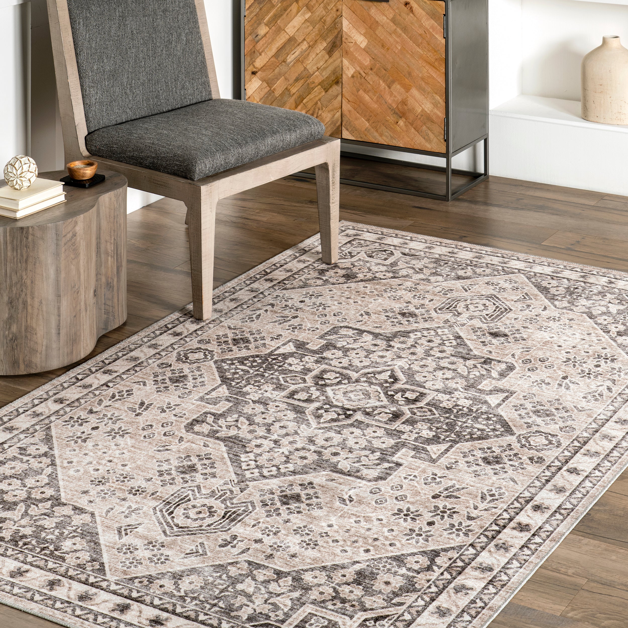 Eira Medallion Stain-Resistant Machine Washable Area Rug - Image 9