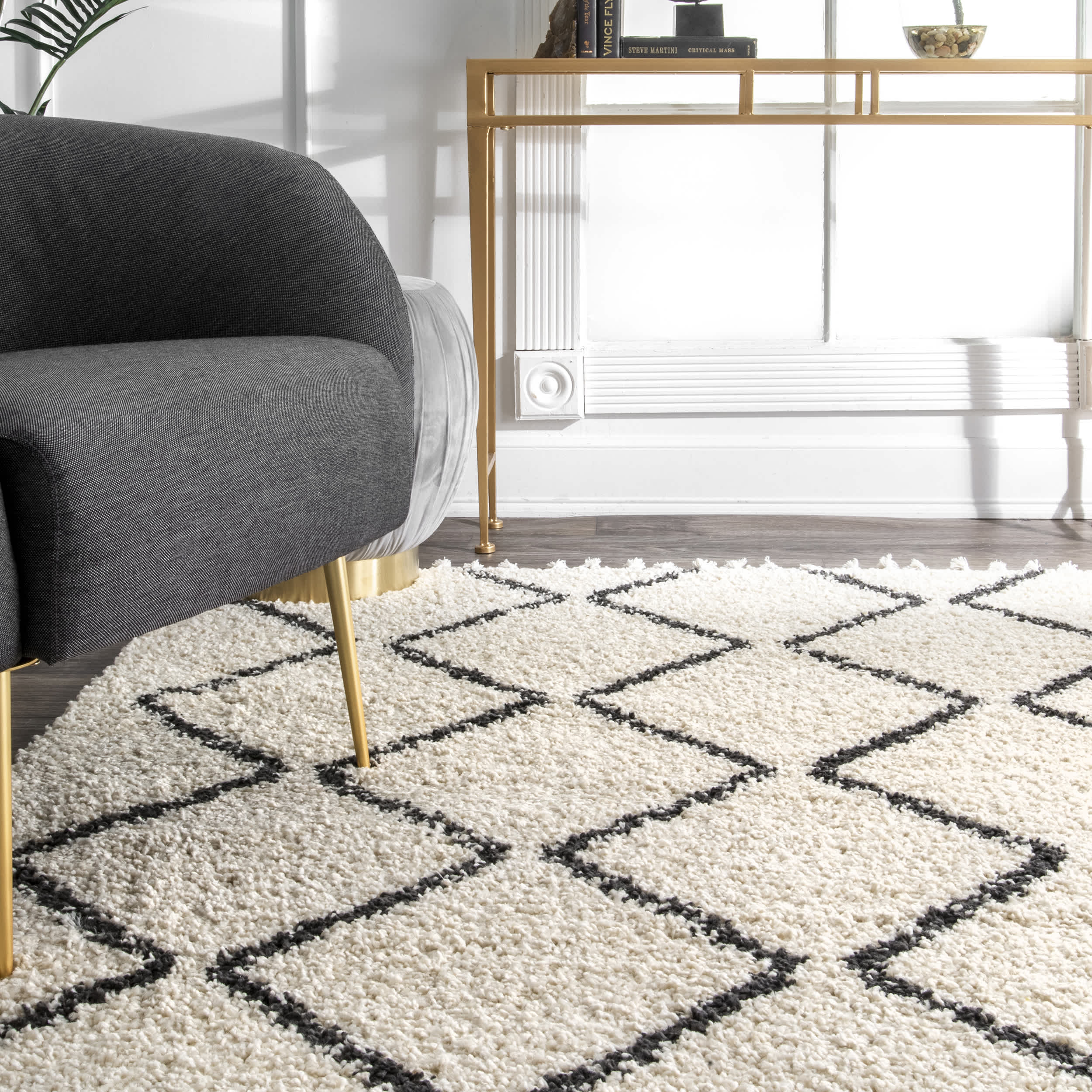 Michelle Diamond Trellis Tassel Area Rug - Image 7