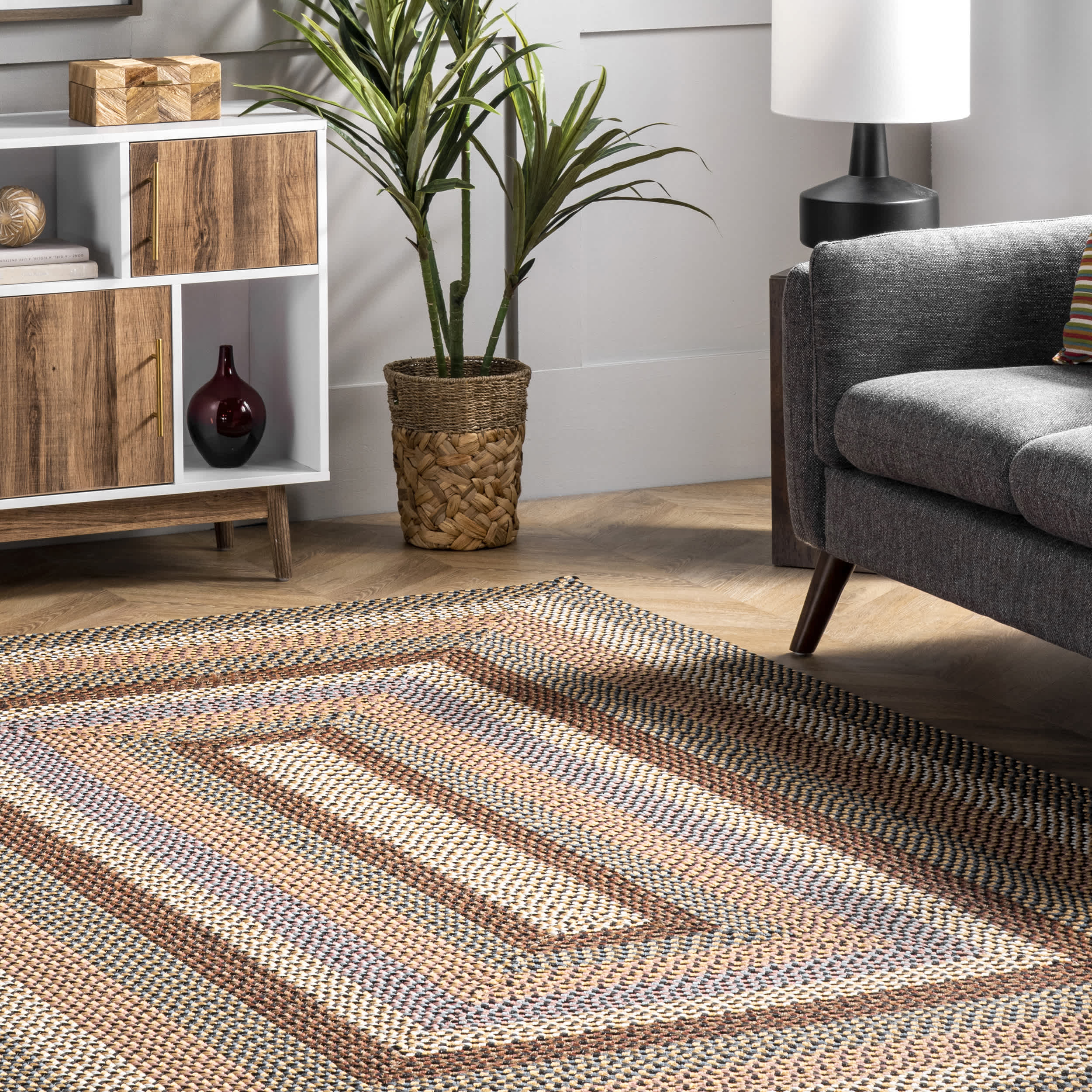 Gwyneth Braided Borders Indoor/Outdoor Area Rug - Image 9