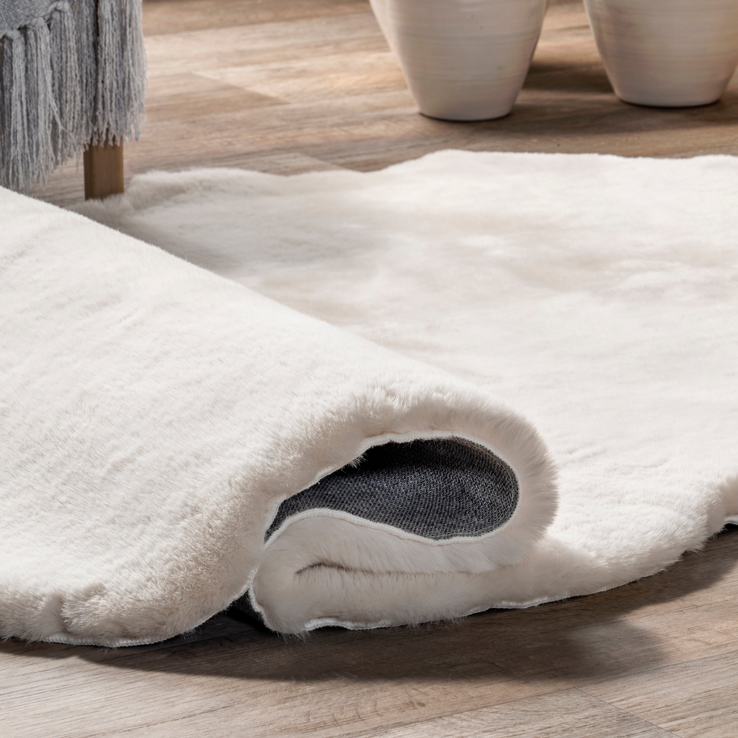Corra Faux SheepSkin Machine Washable Area Rug - Image 4