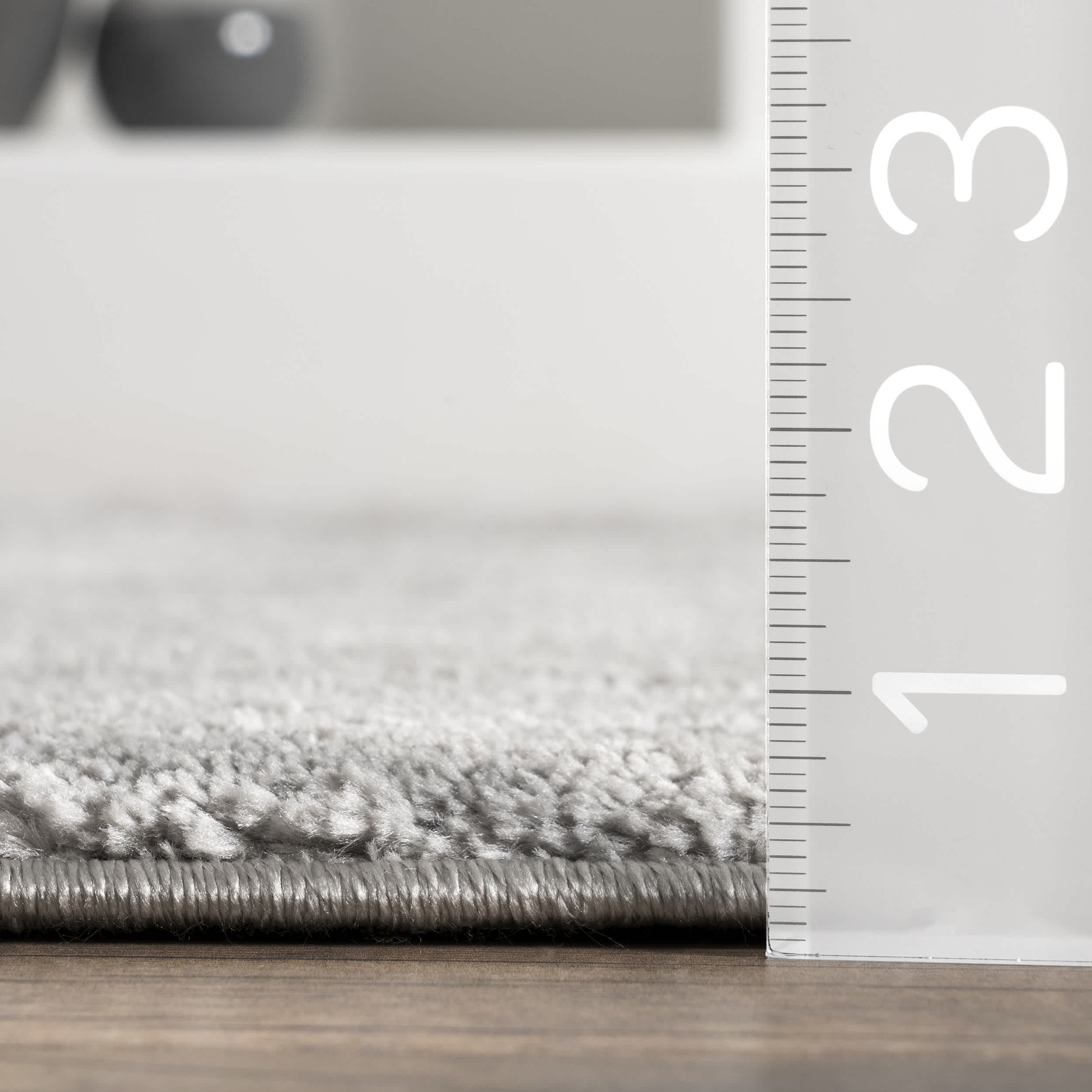 Hand Tufted Beaulah Shaggy Area Rug - Image 16
