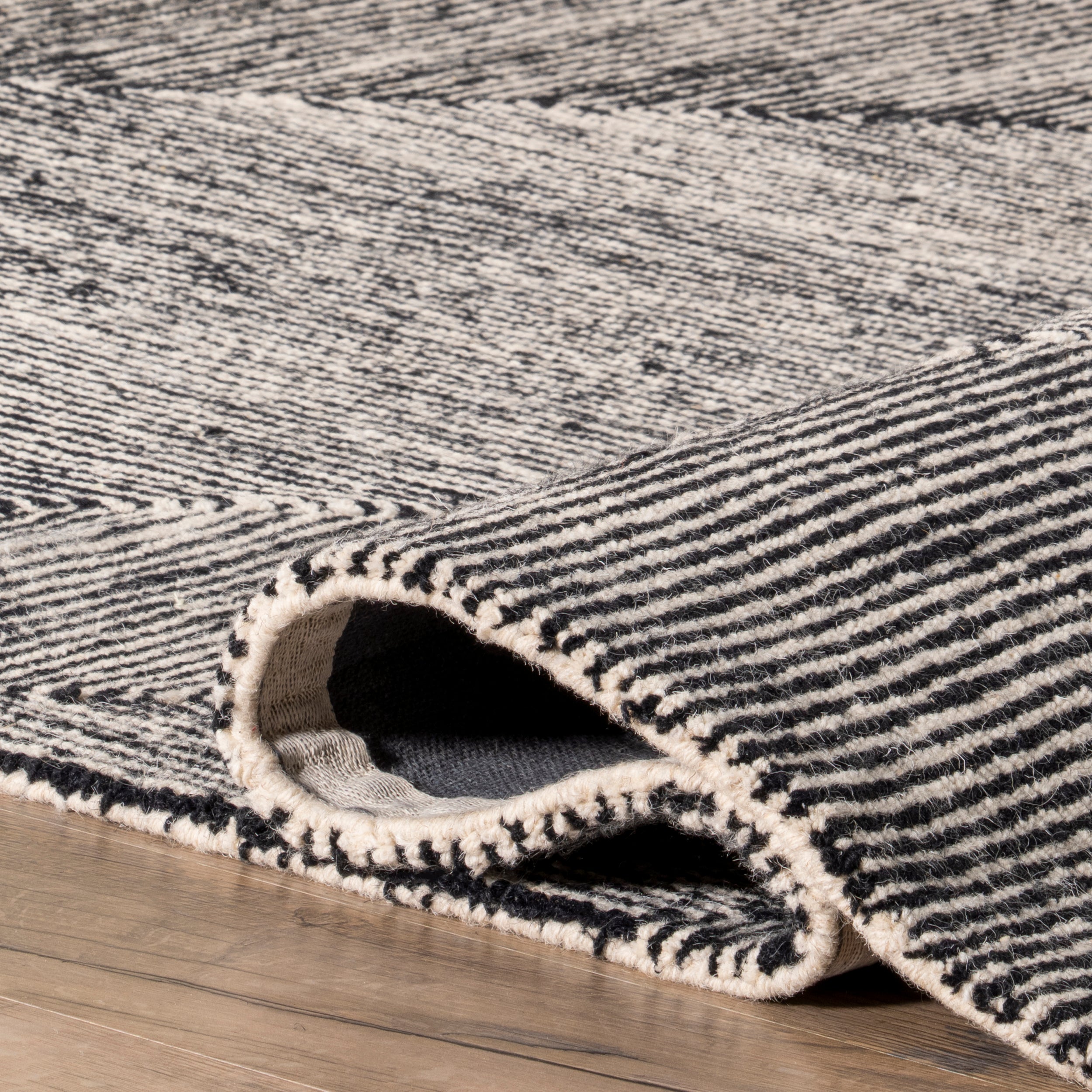 Heidi Modern Hand Tufted Wool Area Rug - Image 4