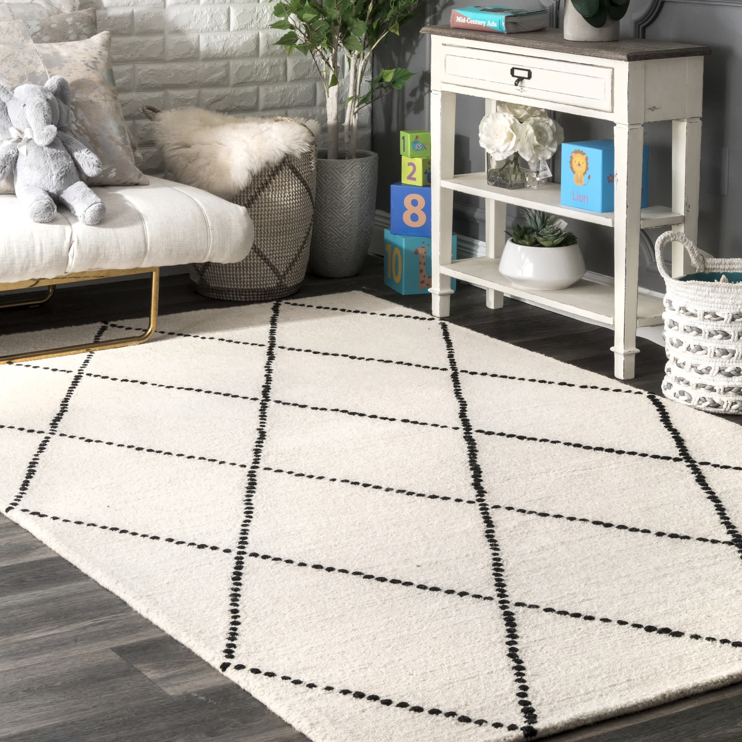 Hand Tufted Elvia Area Rug - Image 13