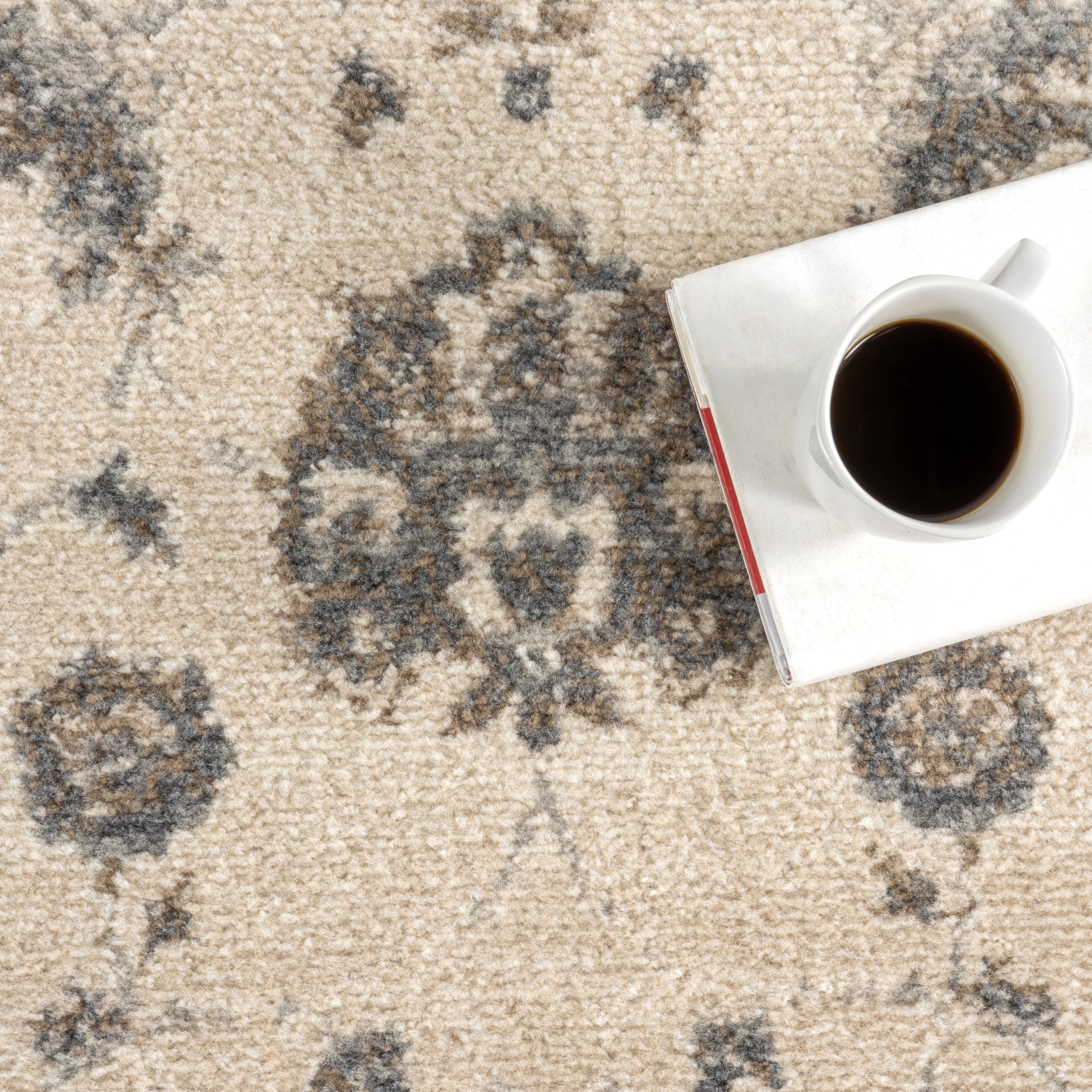 Jolie Traditional Medallion Area Rug - Image 7