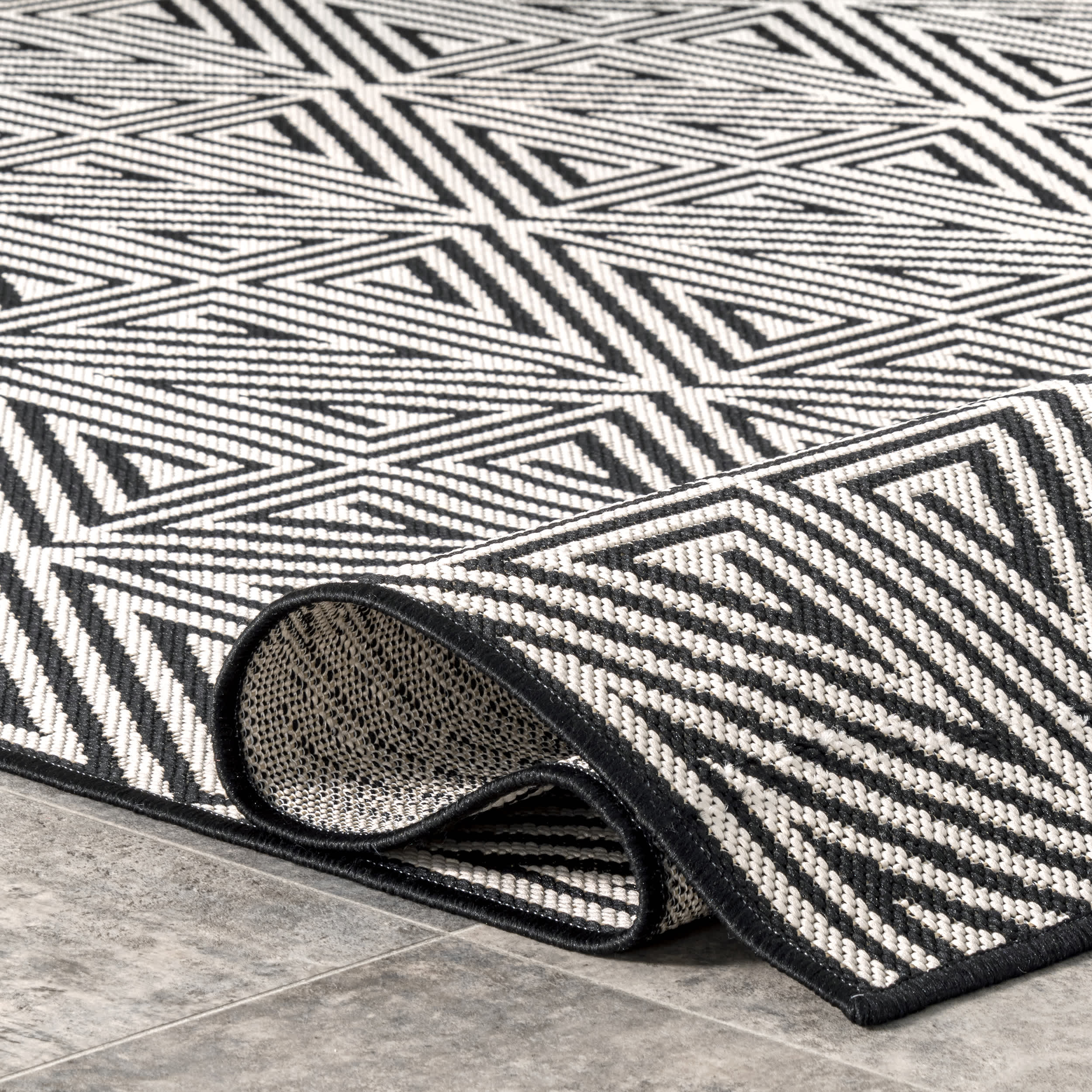 Kelsey Modern Abstract Indoor/Outdoor Area Rug - Image 7
