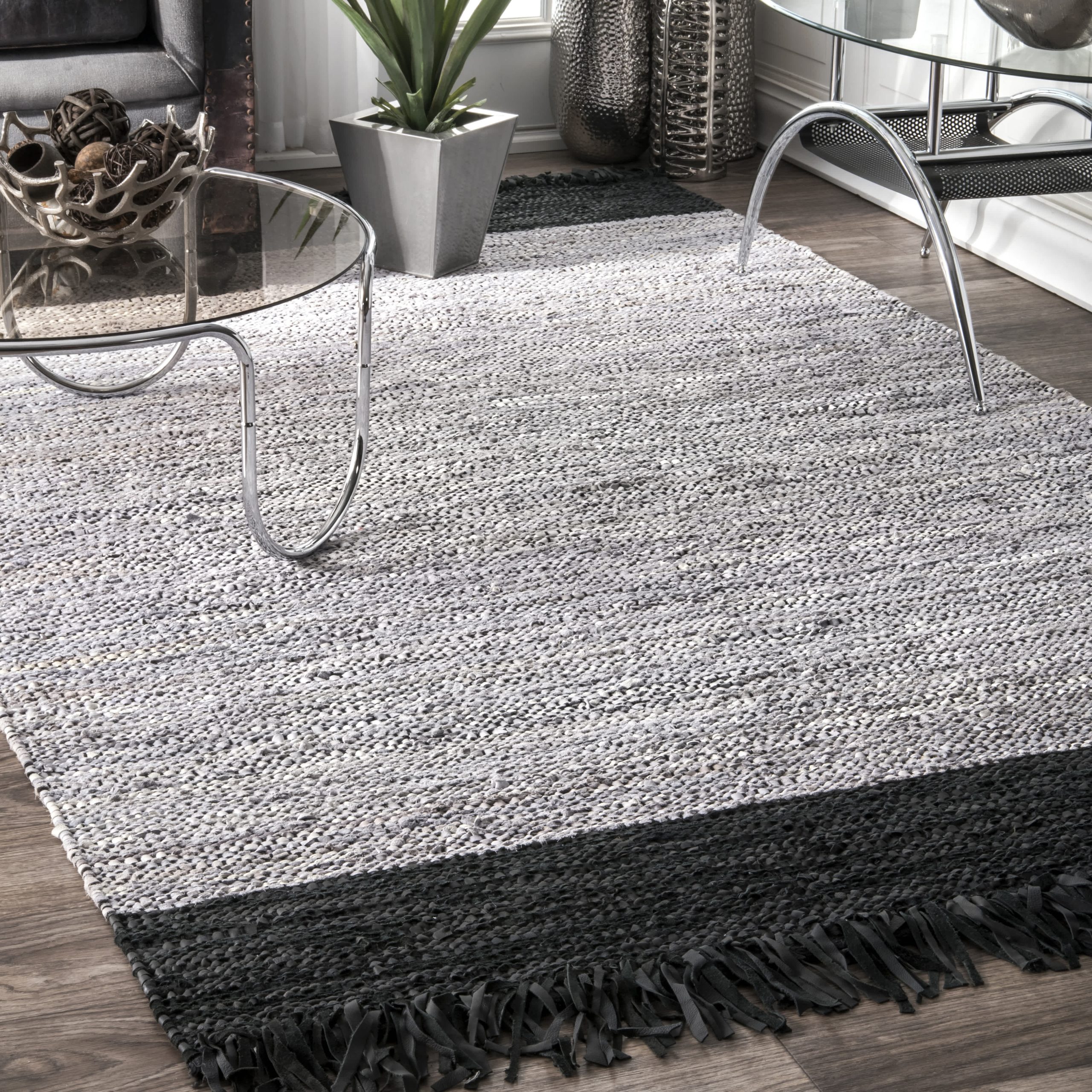 Handmade Otha Tassel Rug - Image 2