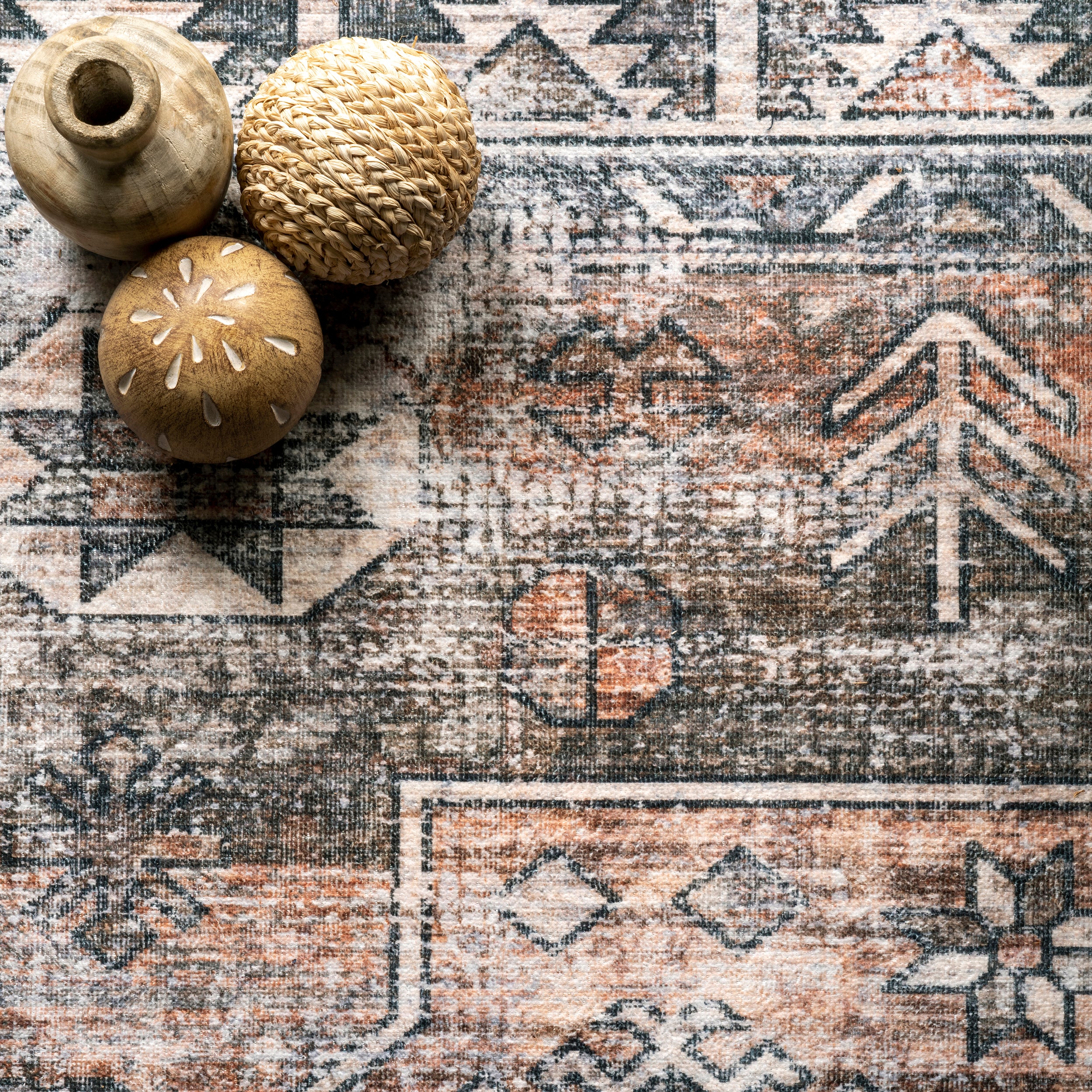 Bowie Machine Washable Tribal Pattern Area Rug - Image 6
