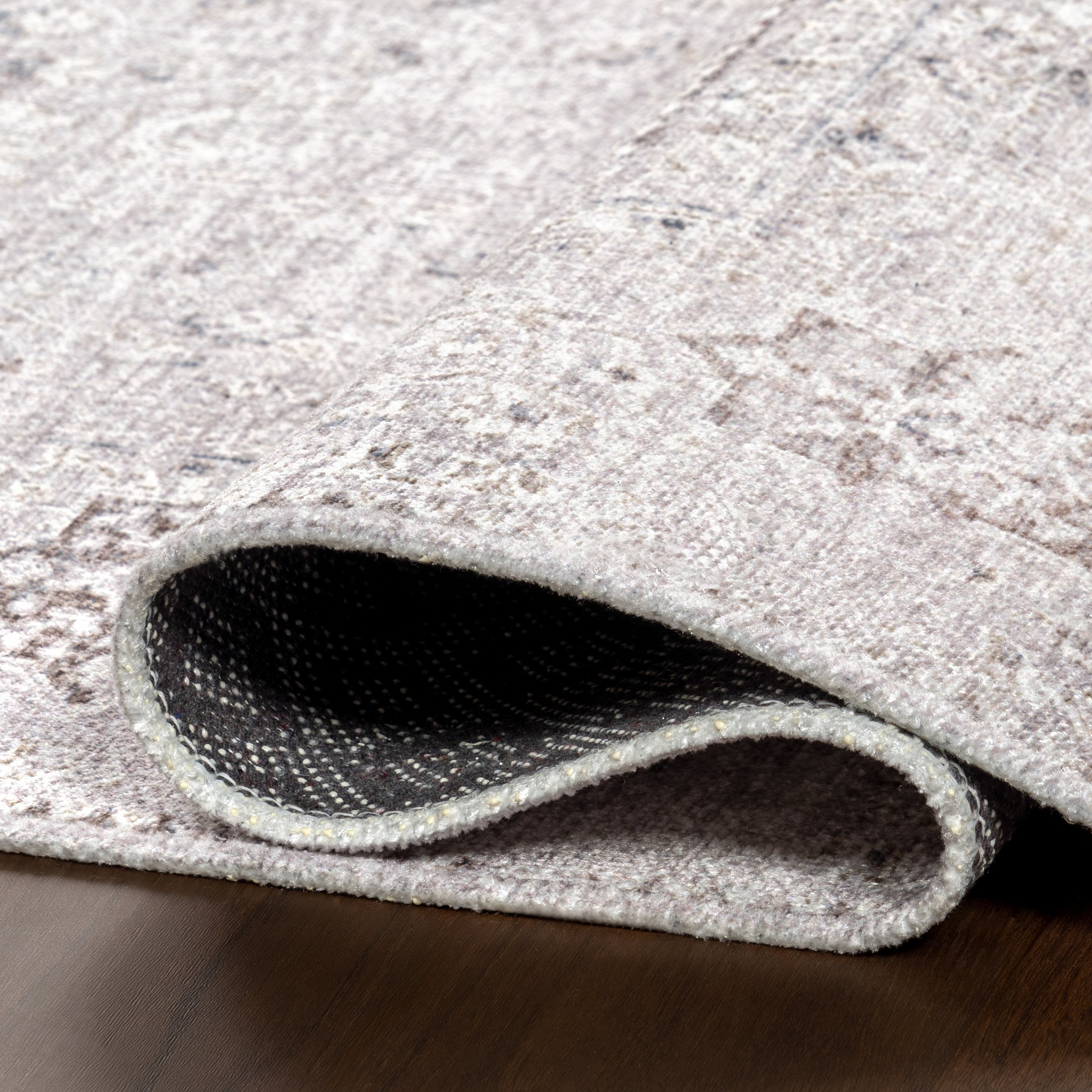 Ayleen SpinClean Traditional Machine Washable Area Rug - Image 4