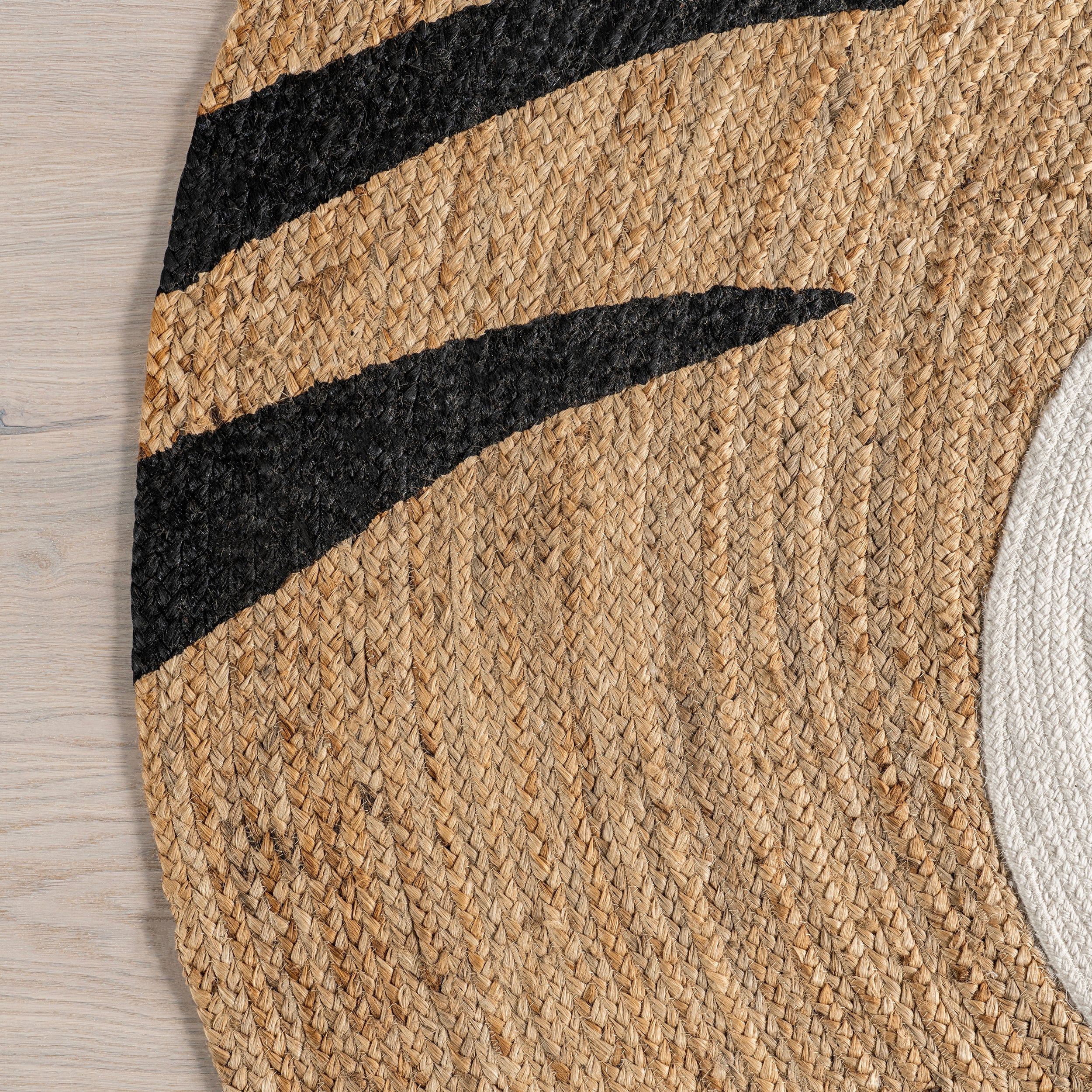 Zaylee Tiger Handwoven Kids Jute Area Rug - Image 5