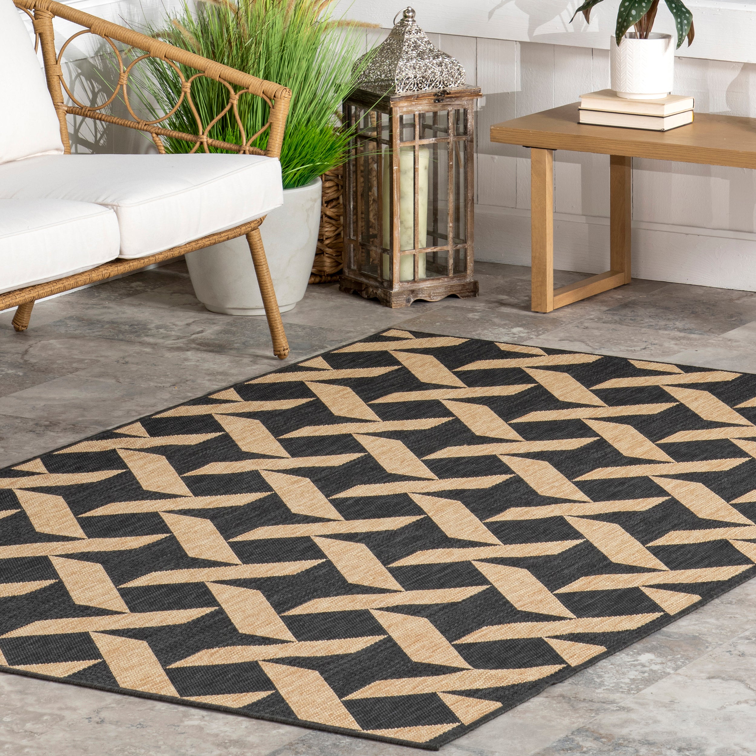 Geometric Trellis Indoor/Outdoor Area Rug - Image 9
