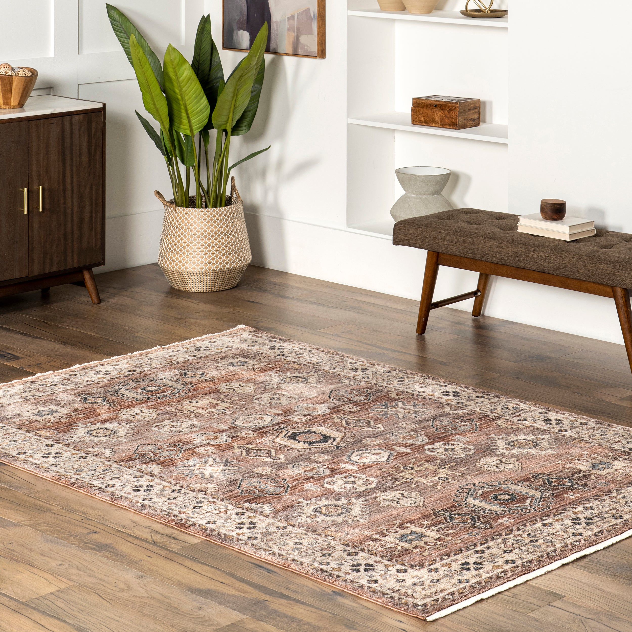 Kelsee Vintage Traditional Fringe Area Rug - Image 2