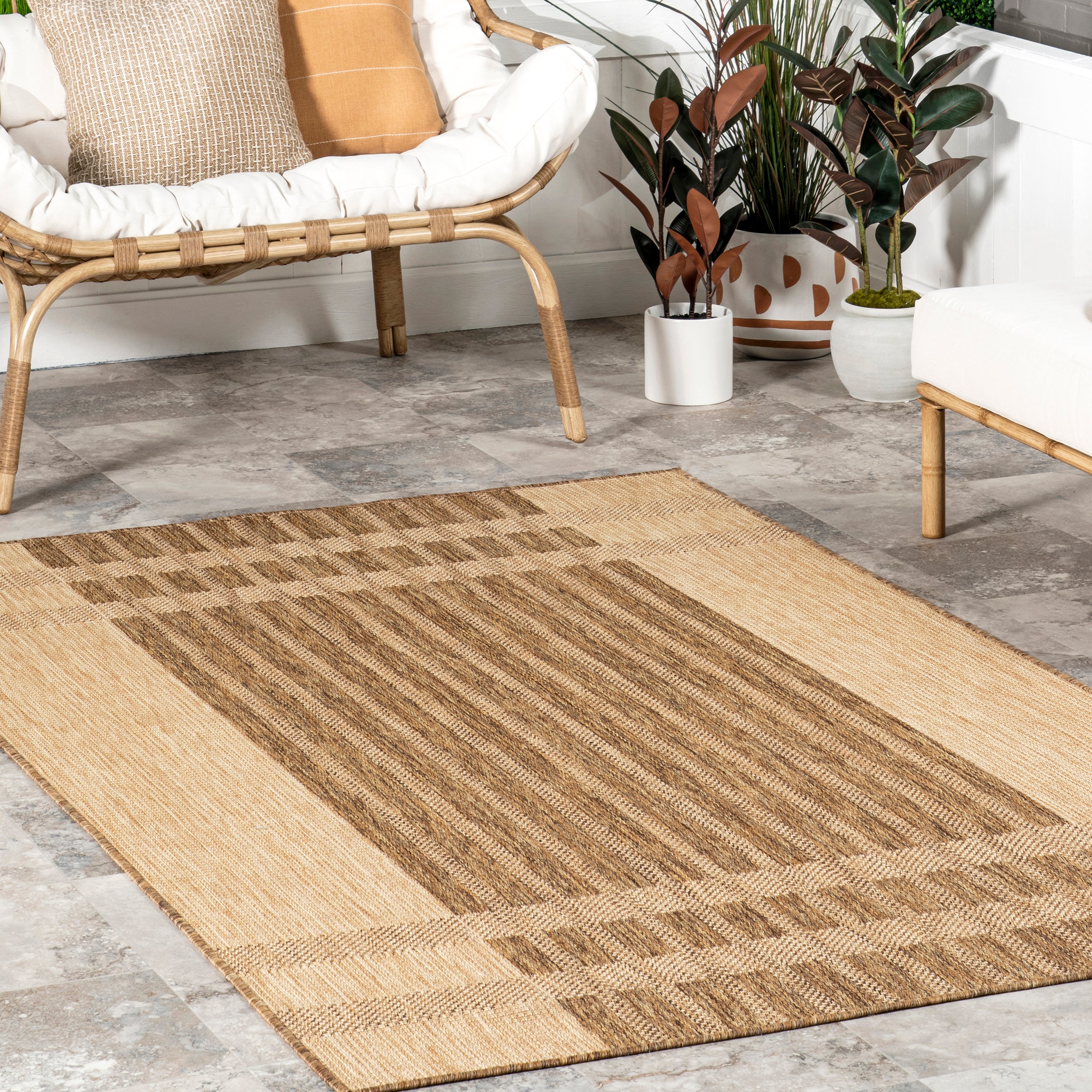 Lila Modern Striped Indoor/Outdoor Area Rug - Image 9
