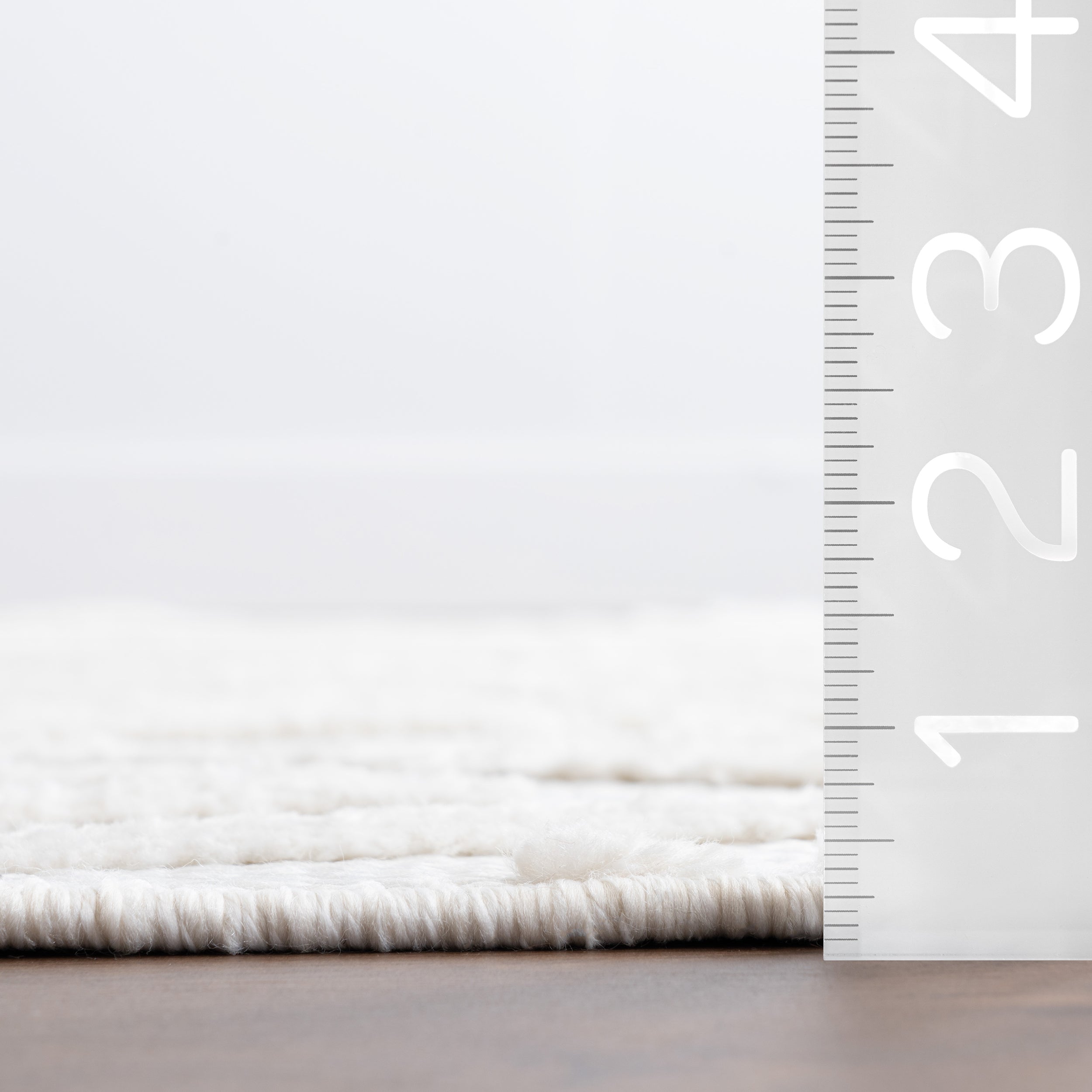 Annaka Trellis Fringe Area Rug - Image 3