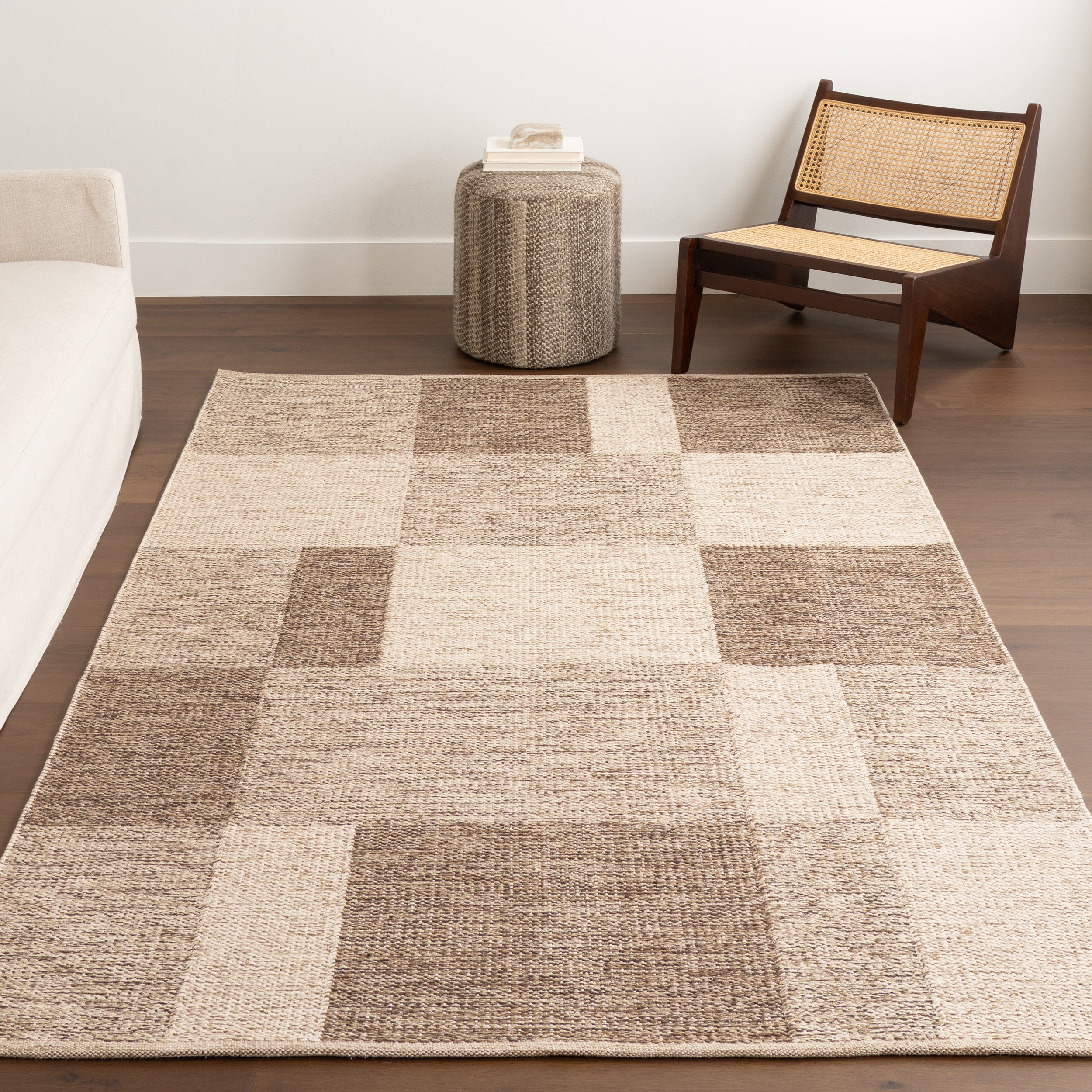 Eldora Contemporary Checkered Jute Area Rug - Image 9
