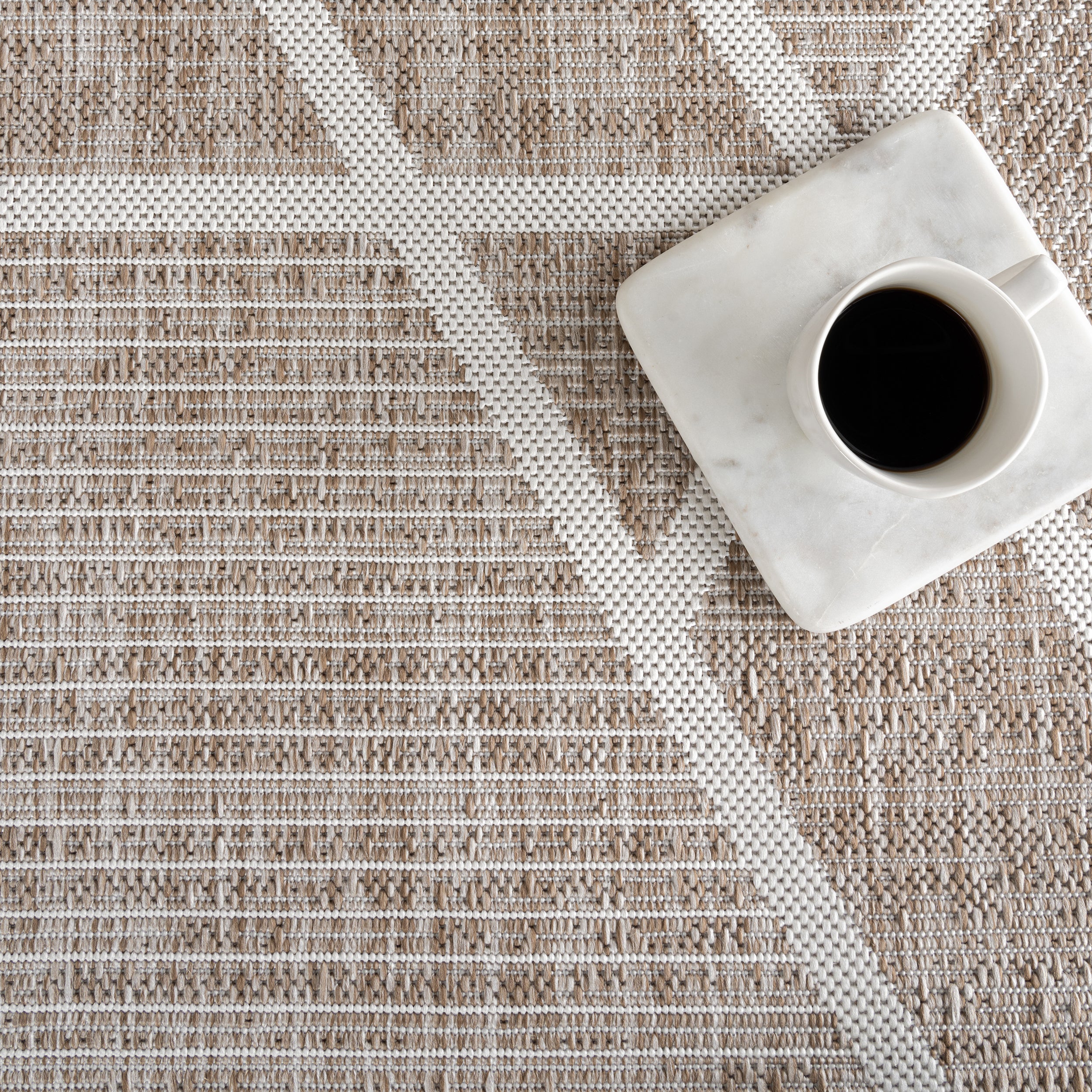 Armida Geometric Indoor/Outdoor Area Rug - Image 7