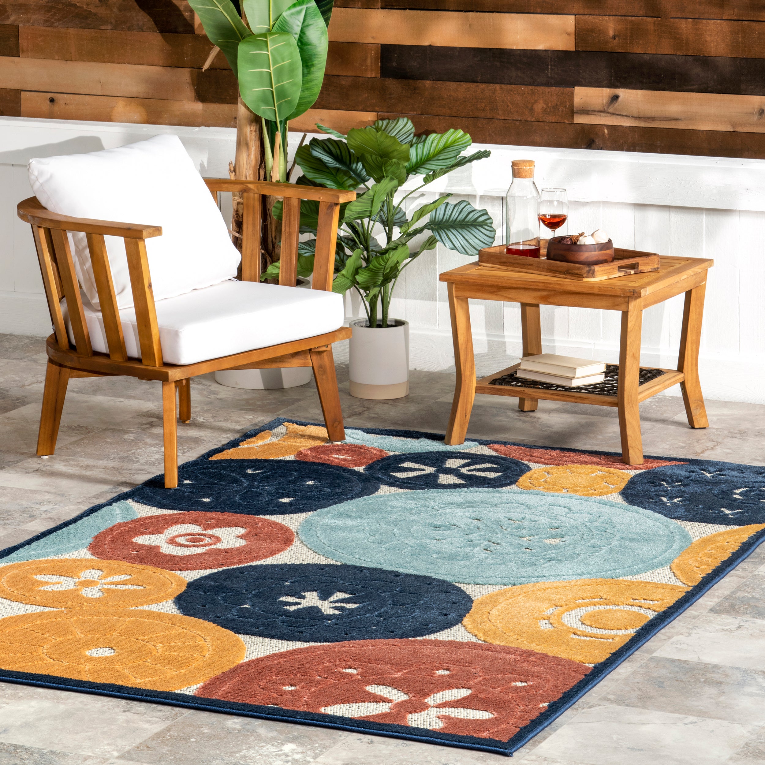 Crissie Coastal Sand Dollar Indoor/Outdoor Area Rug - Image 2