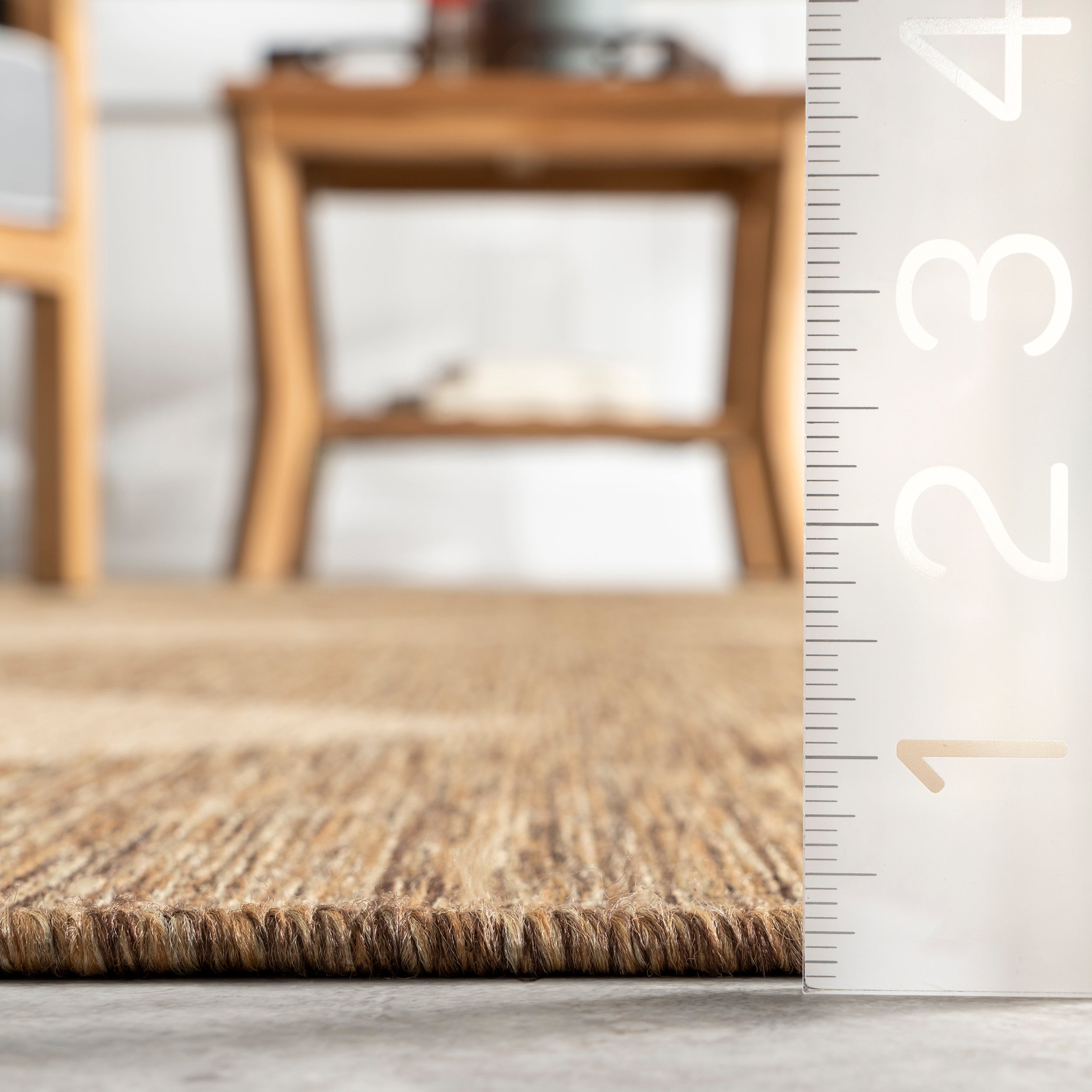 Loretta Transitional Diamond Indoor/Outdoor Area Rug - Image 3