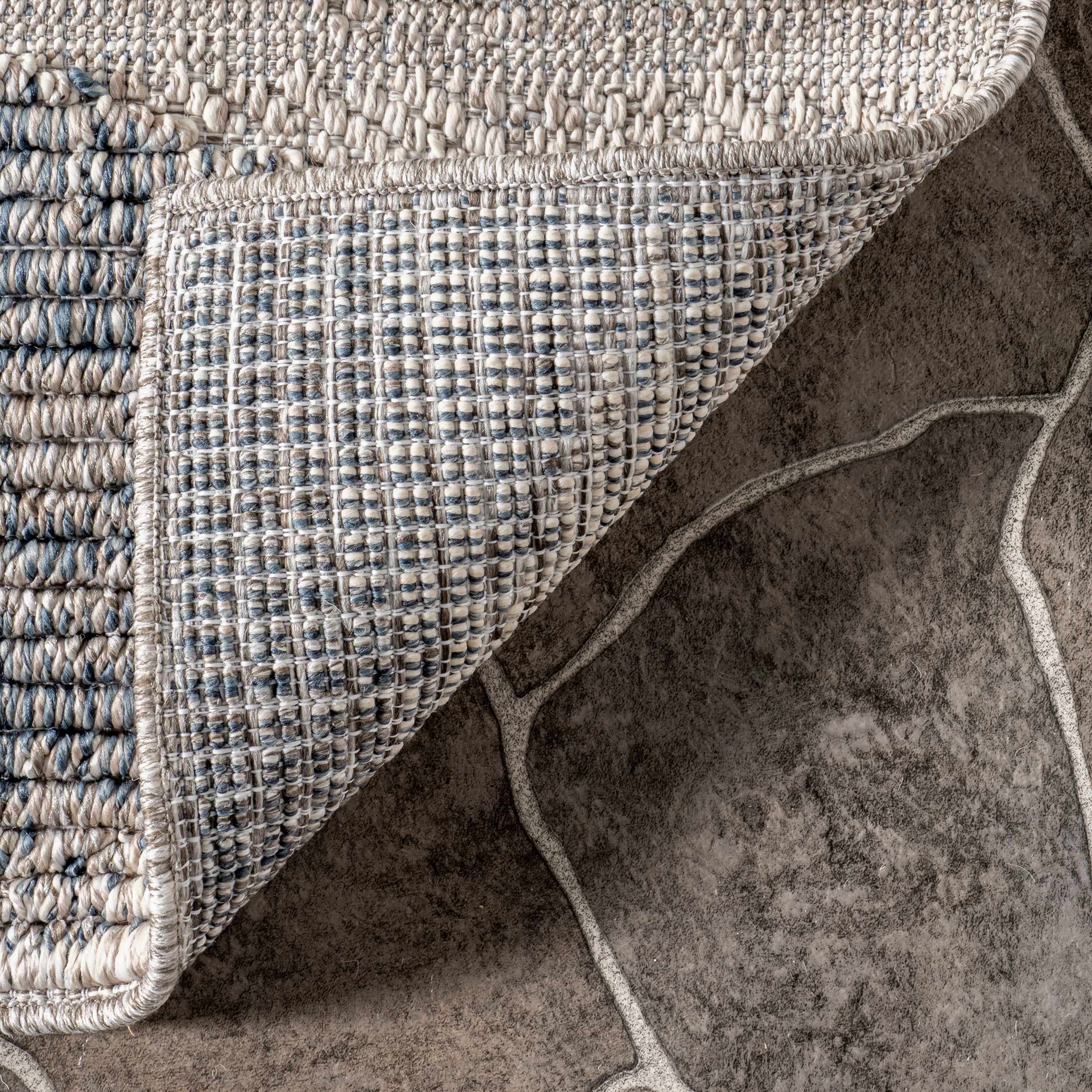 Lorene High-Low Geometric Indoor/Outdoor Area Rug - Image 7