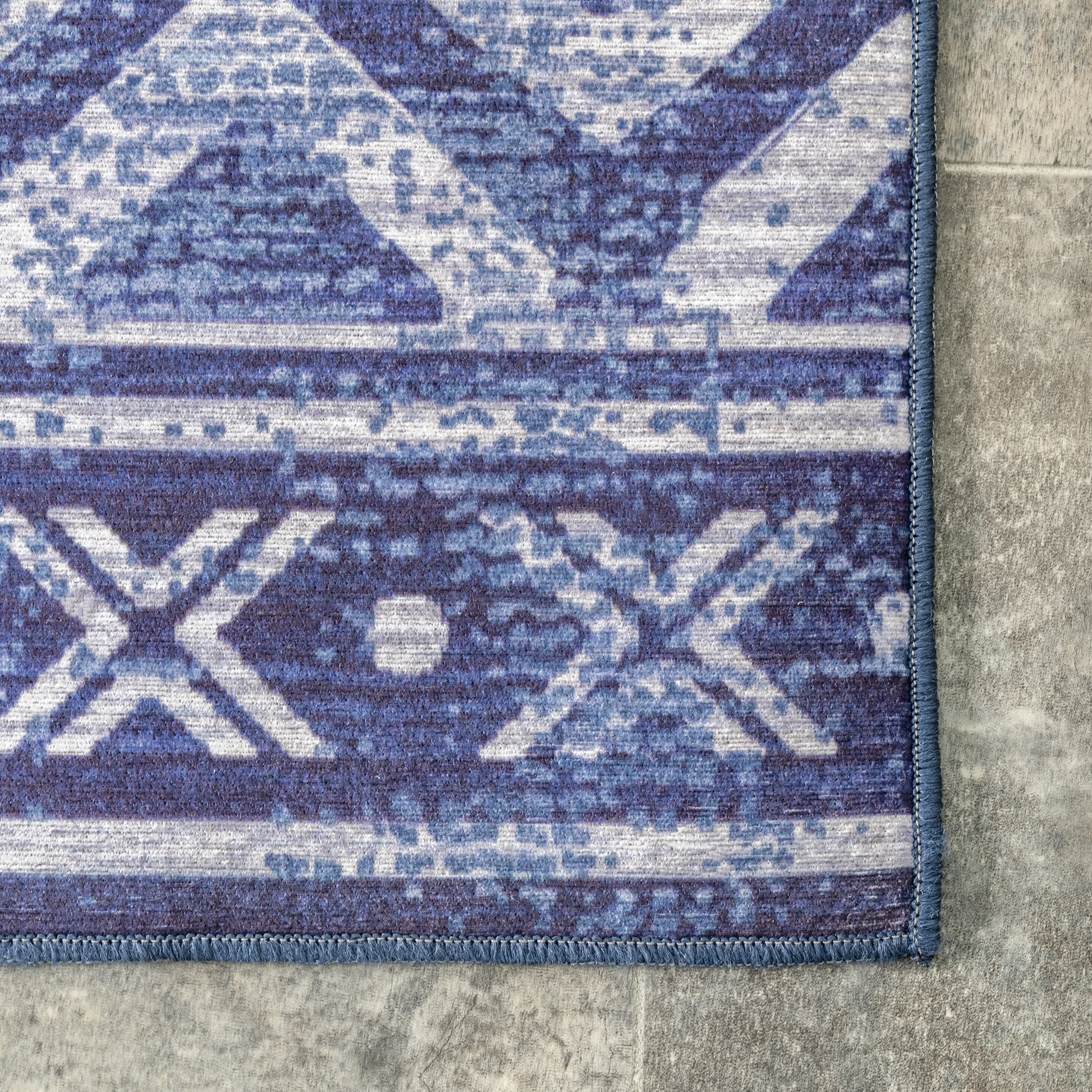 Fae Geometric Machine Washable Indoor/Outdoor Area Rug - Image 5