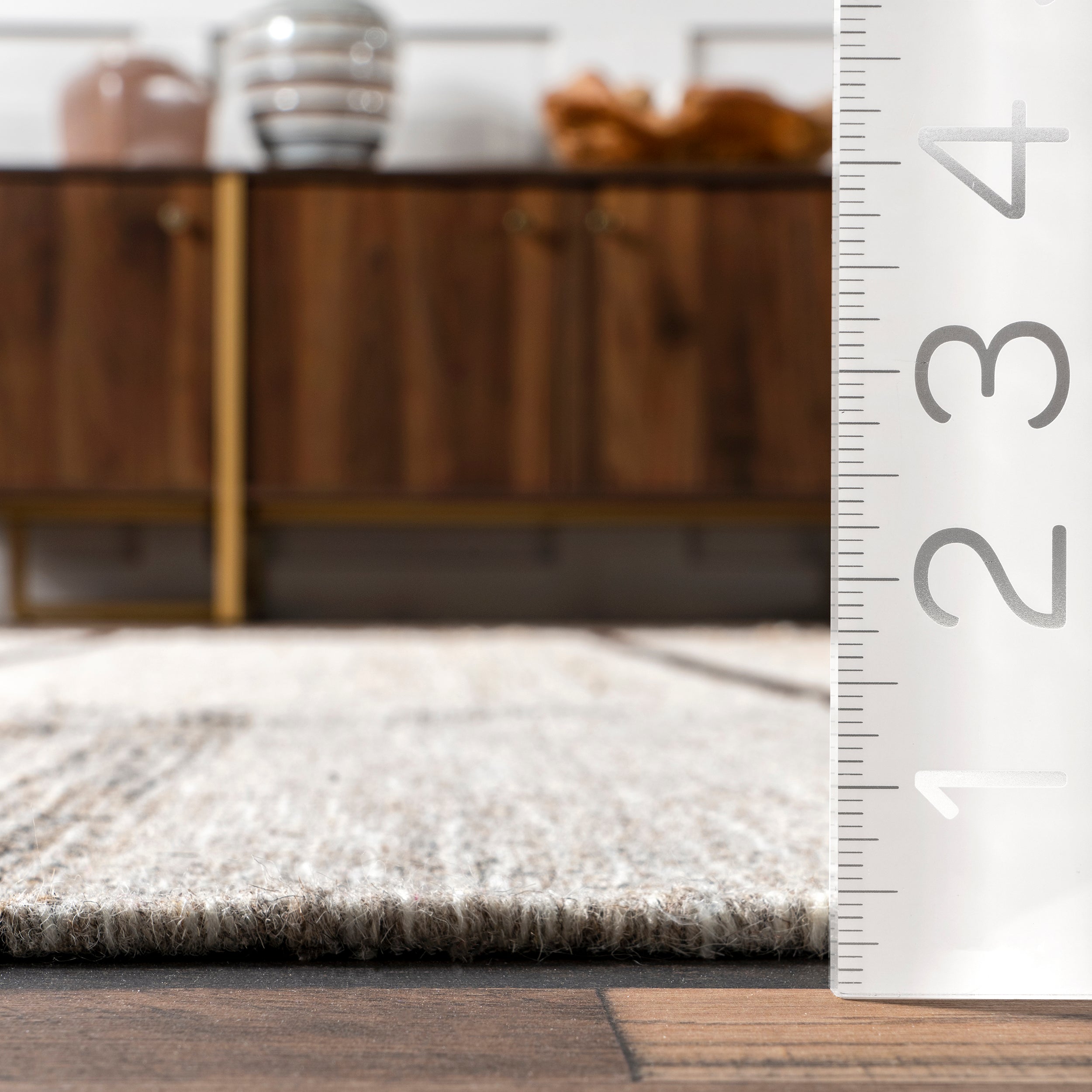Nicky Contemporary Striped Wool Tassel Area Rug - Image 3