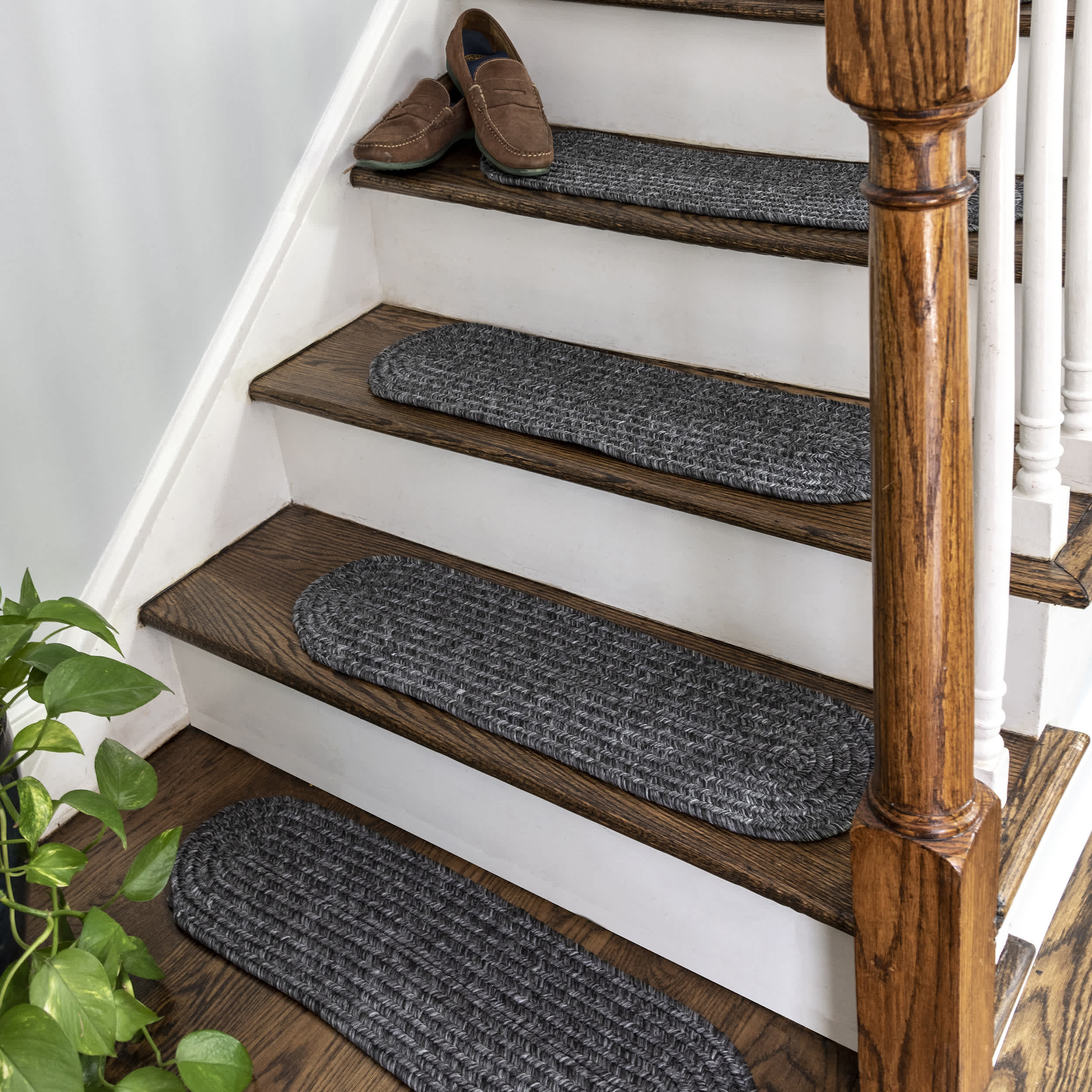 Braided Lefebvre Stair Treads Set of 13 - Image 8