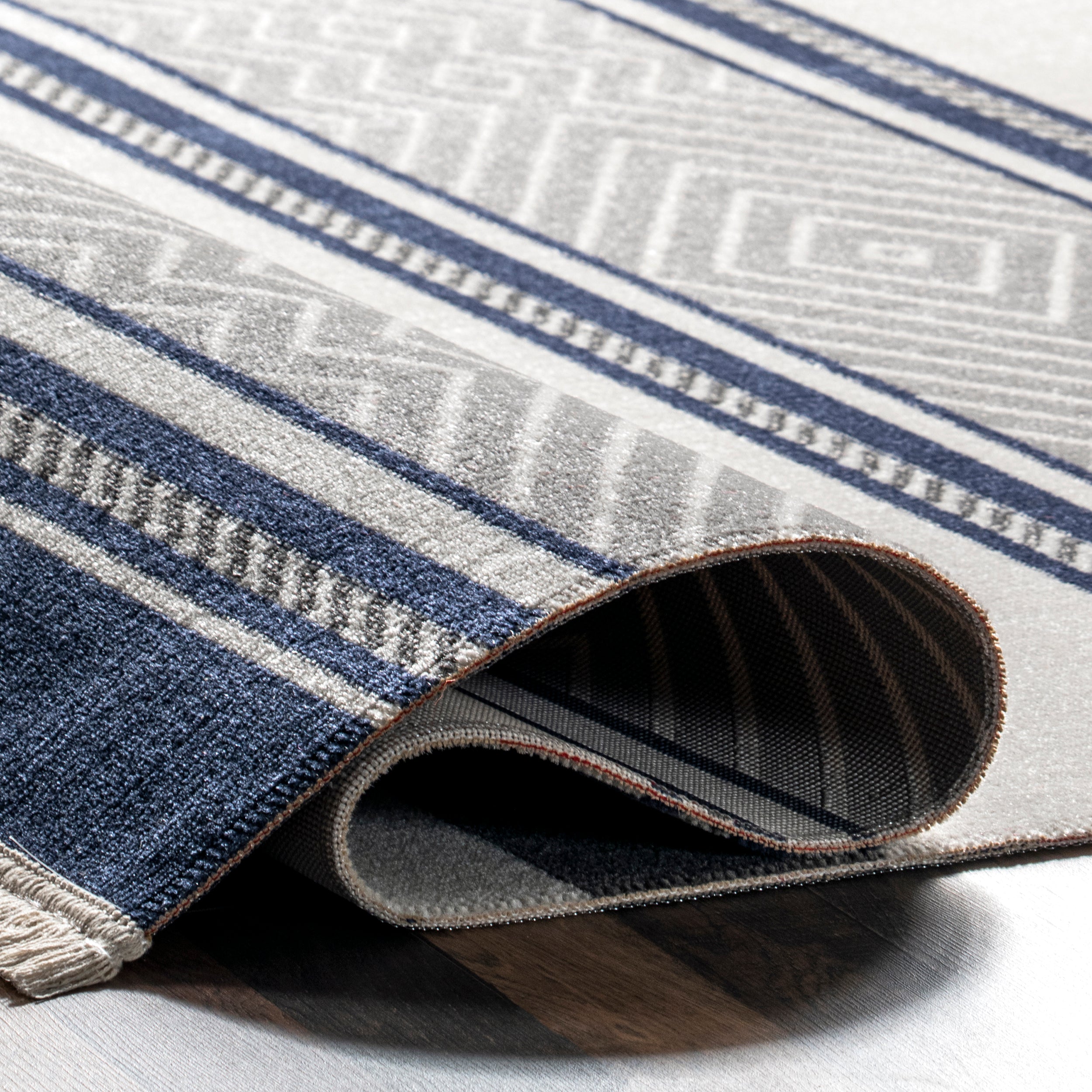 Ivey Modern Striped Indoor/Outdoor Fringe Area Rug - Image 4