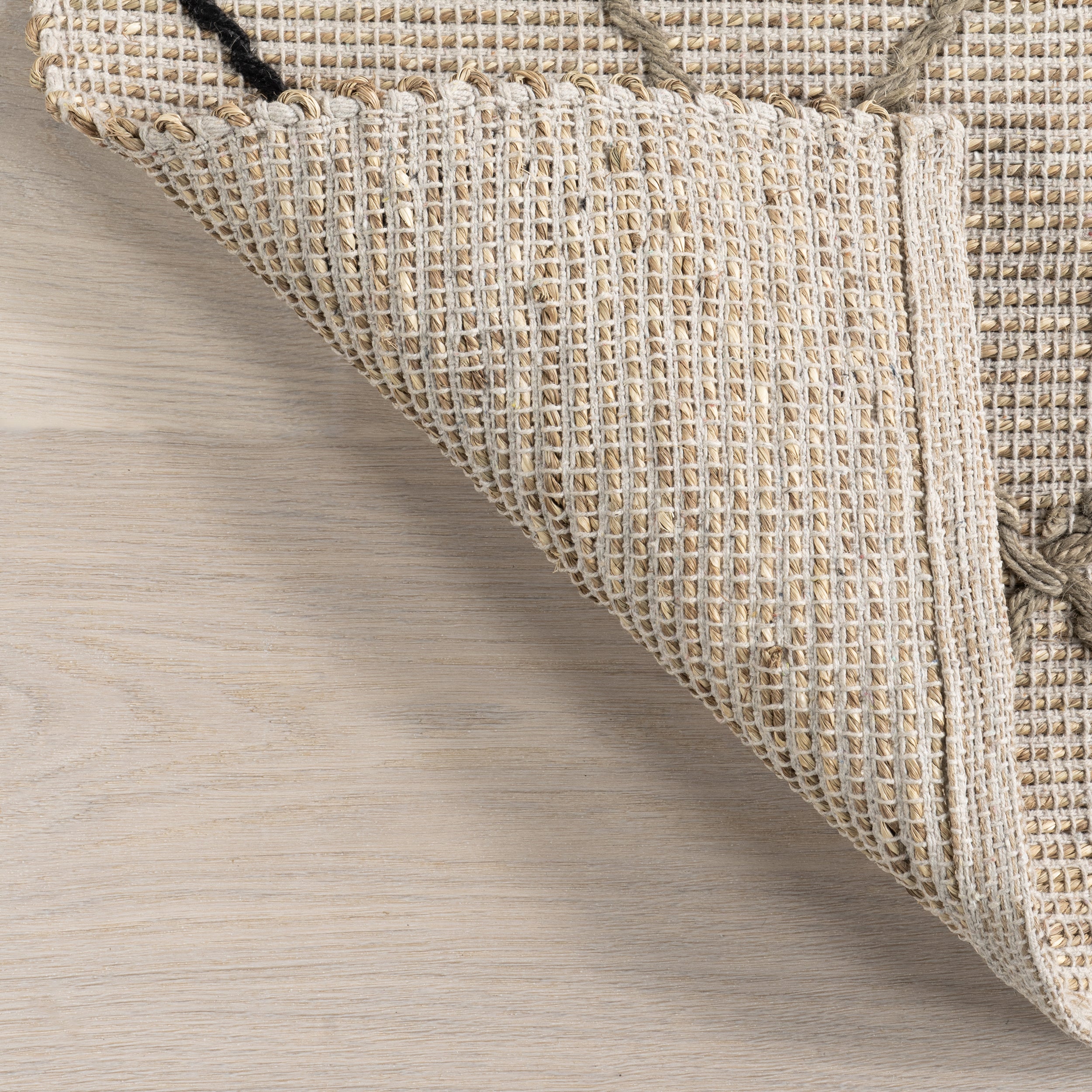 Asa Trellis Seagrass and Jute Blend Area Rug - Image 7