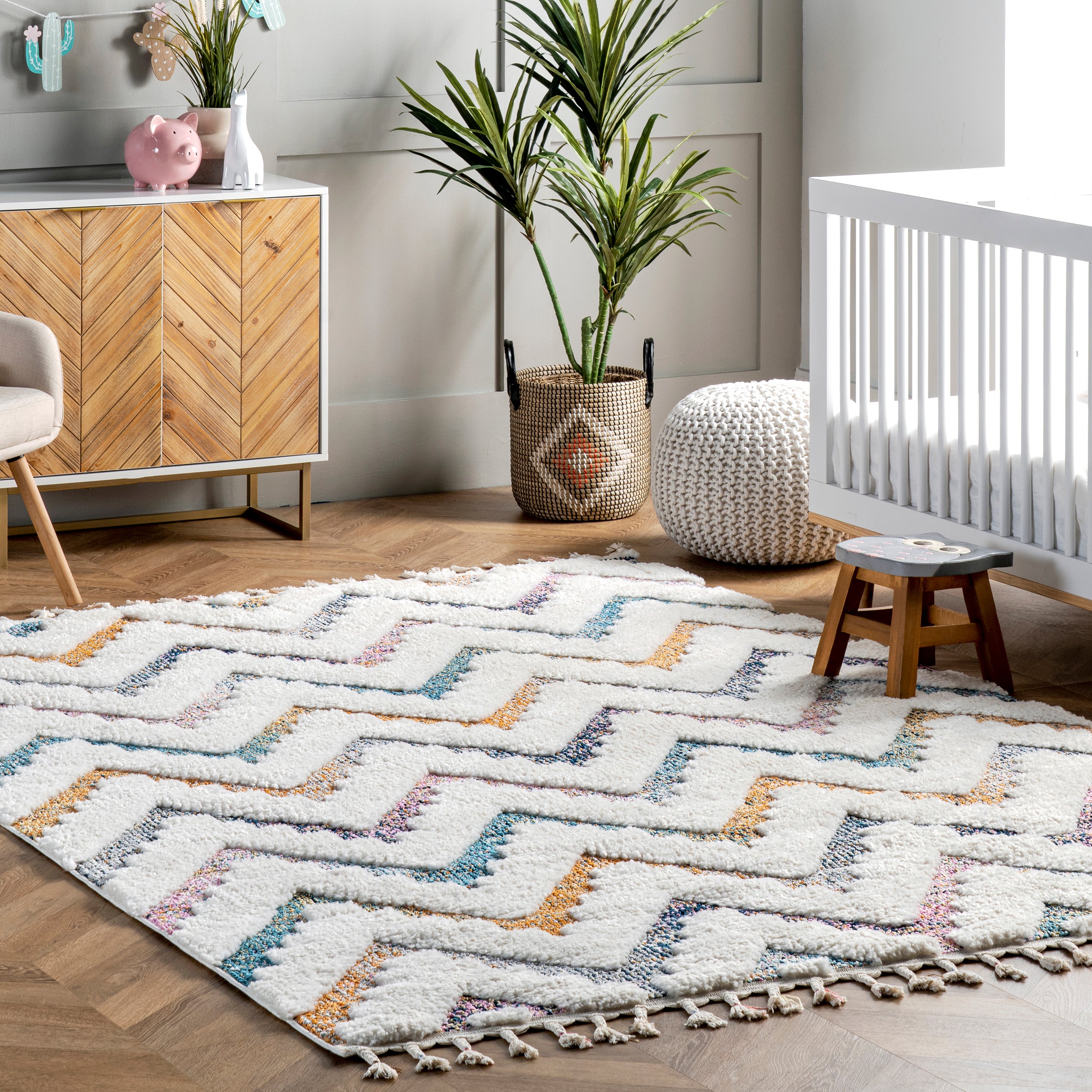 Rumi High-Low Chevron Kids Tassel Area Rug - Image 2