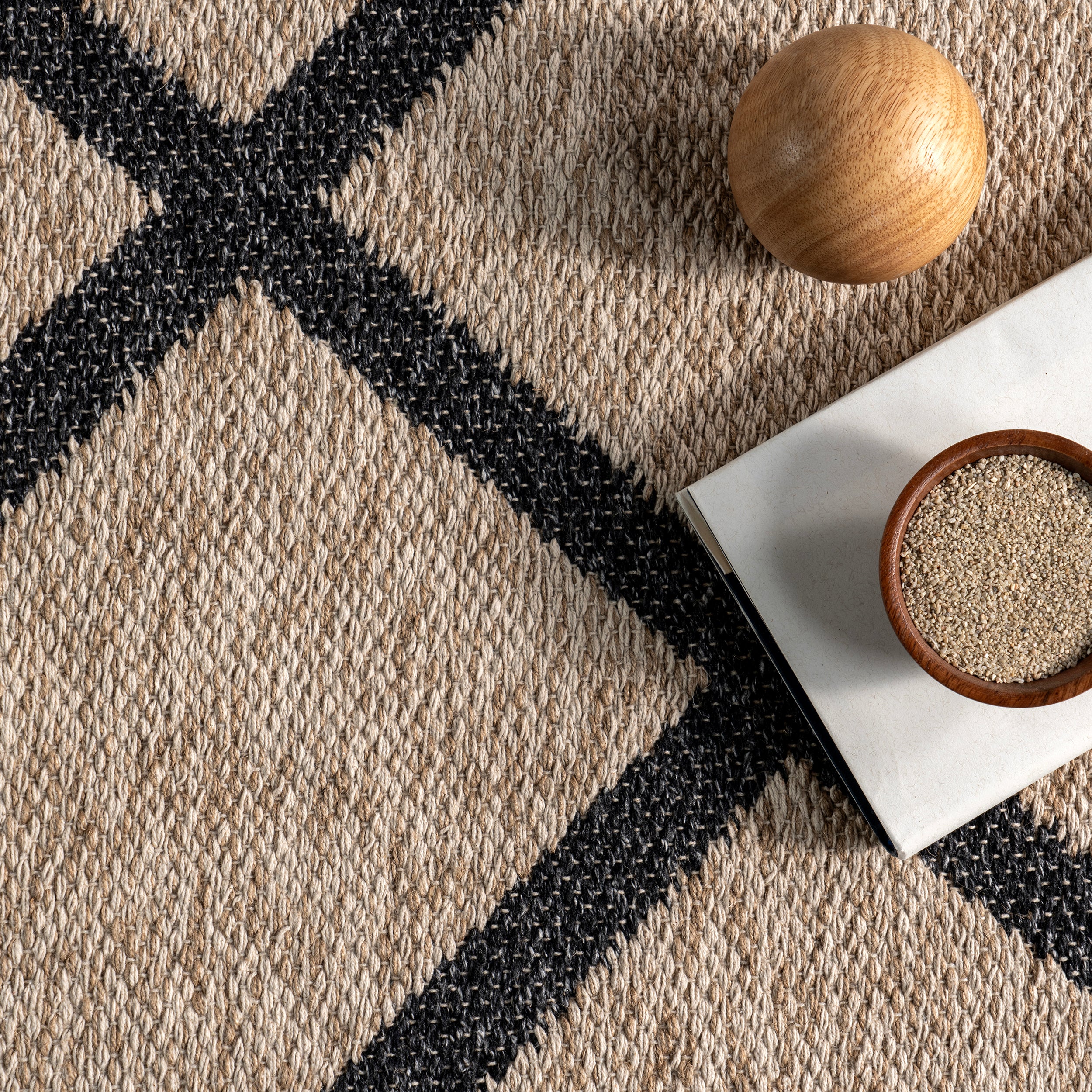 Bronte Geometric Reversible Wool Blend Area Rug - Image 6