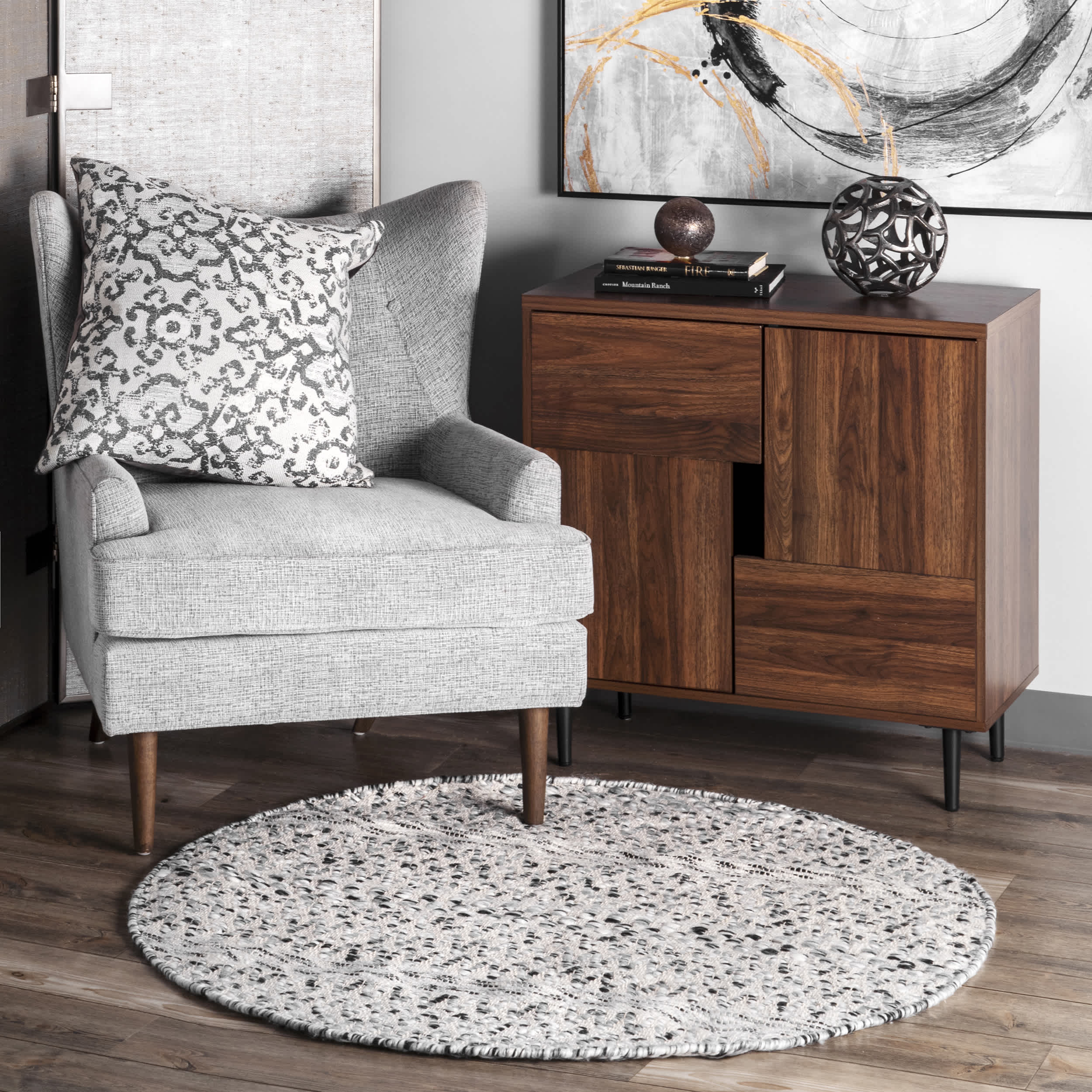 Natosha Indoor/Outdoor Chevron Striped Area Rug - Image 11