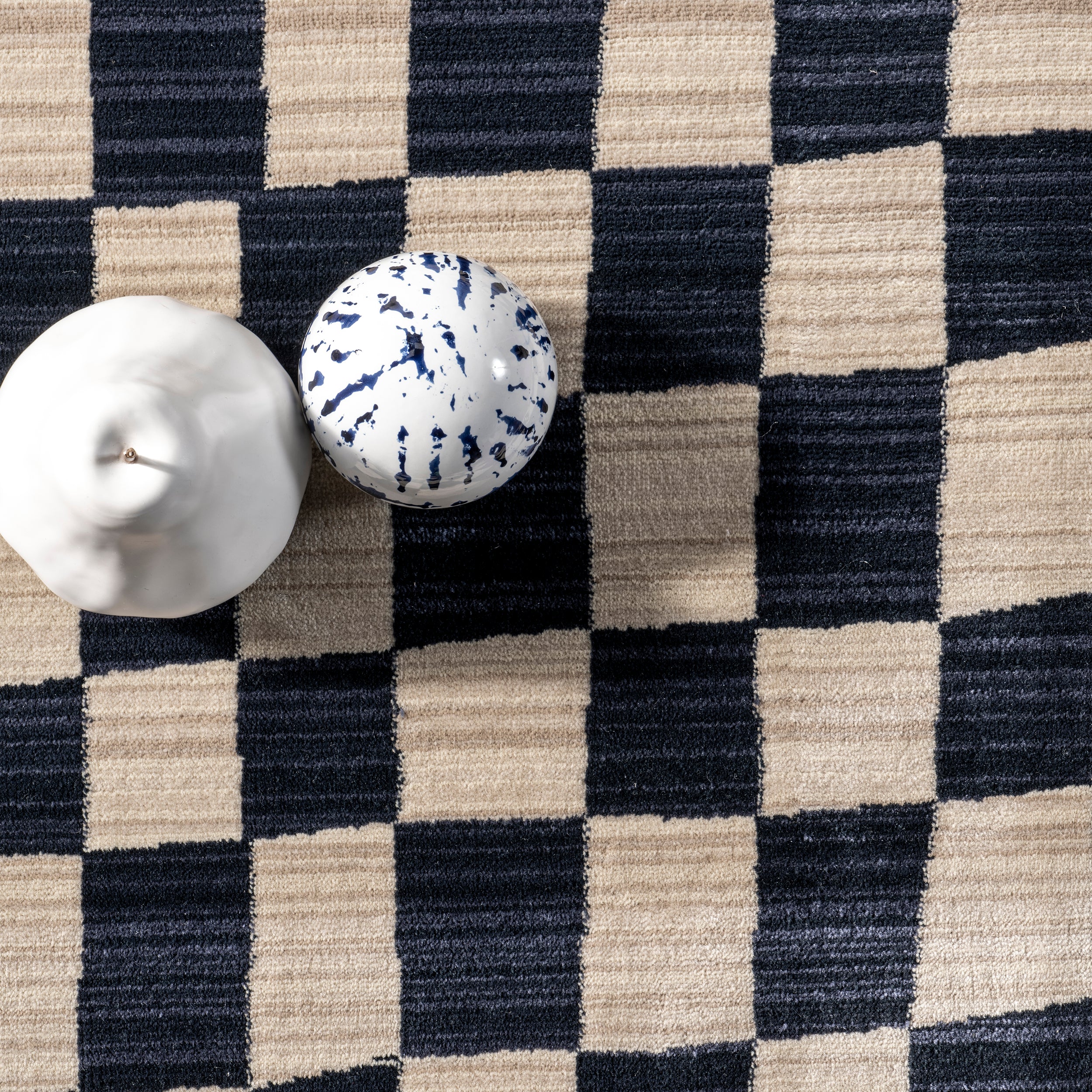 Dominique Abstract Checkered Fringe Area Rug - Image 6