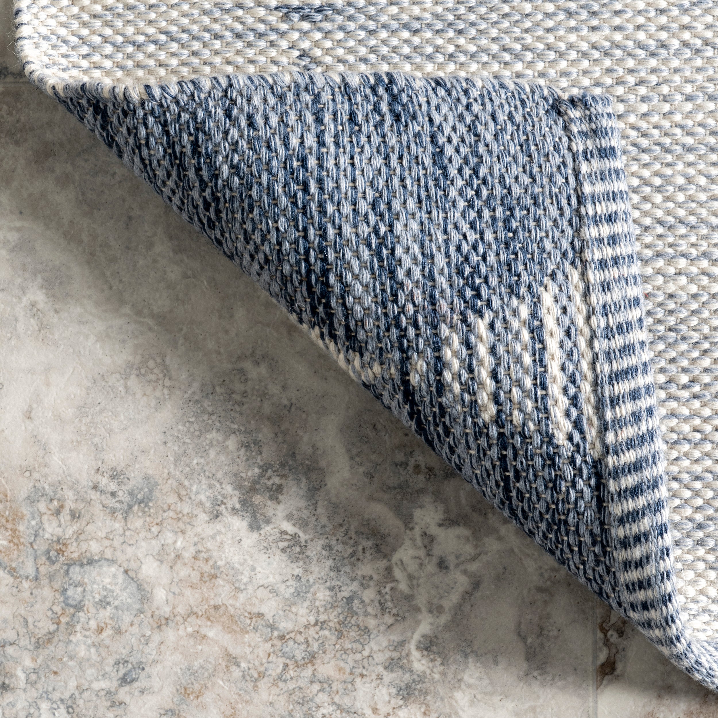 Catja Geometric Indoor/Outdoor Area Rug - Image 7