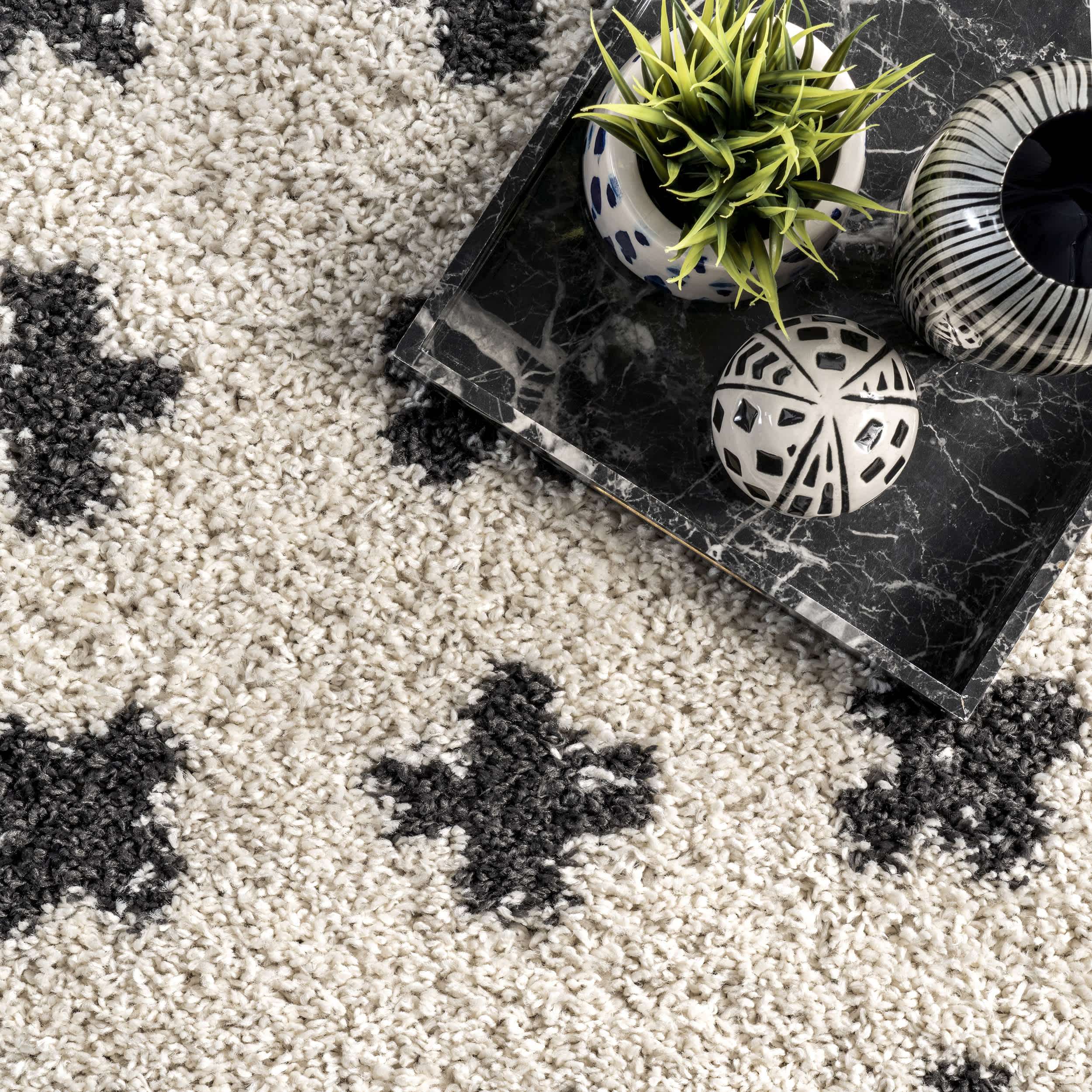 Fatima Cross Cozy Shag Tassel Area Rug - Image 6