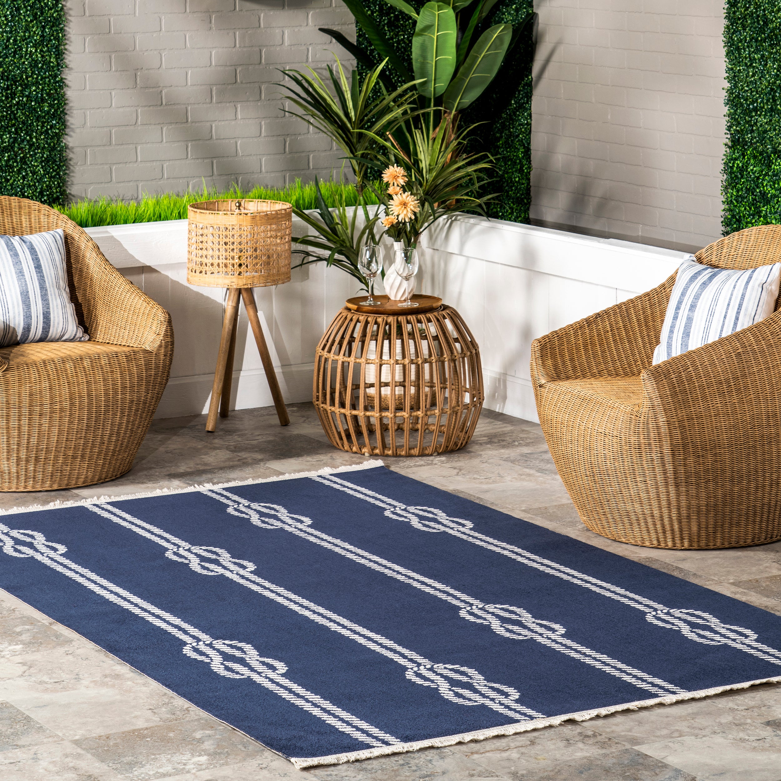 Ida Coastal Ropes Indoor/Outdoor Fringe Area Rug - Image 2