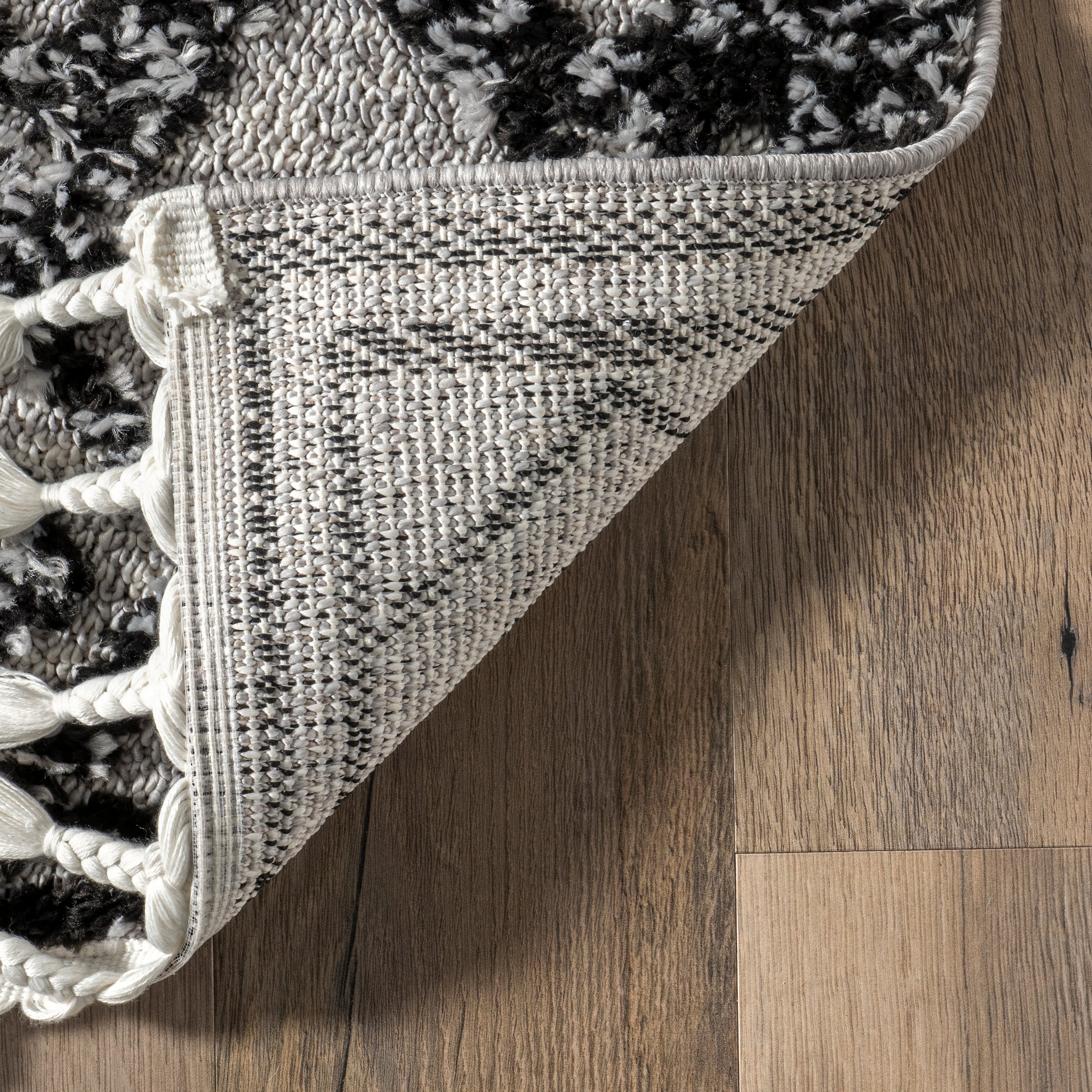 Ansley Moroccan Lattice Tassel Area Rug - Image 29