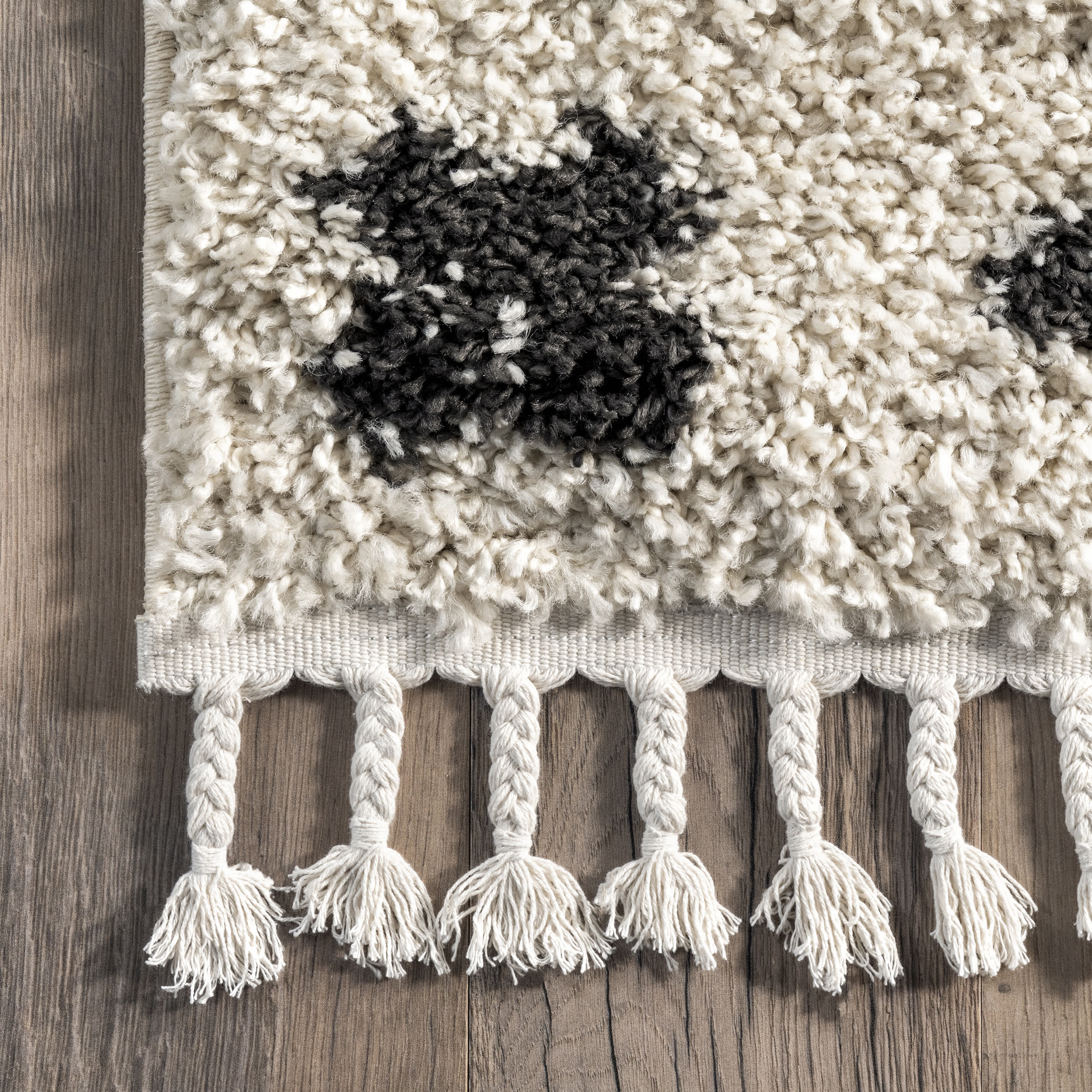 Fatima Cross Cozy Shag Tassel Area Rug - Image 5