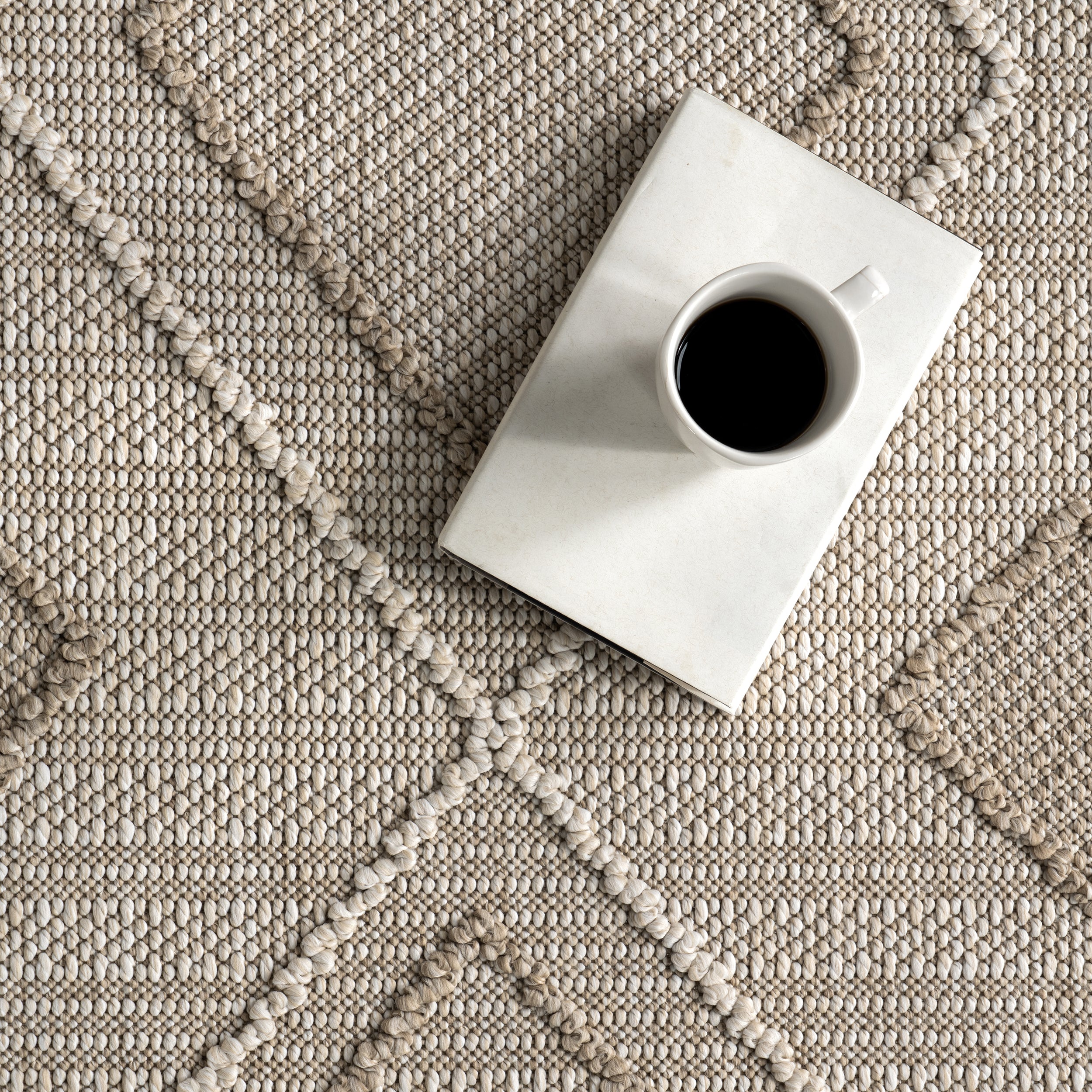 Maline Geometric Indoor/Outdoor Area Rug - Image 6