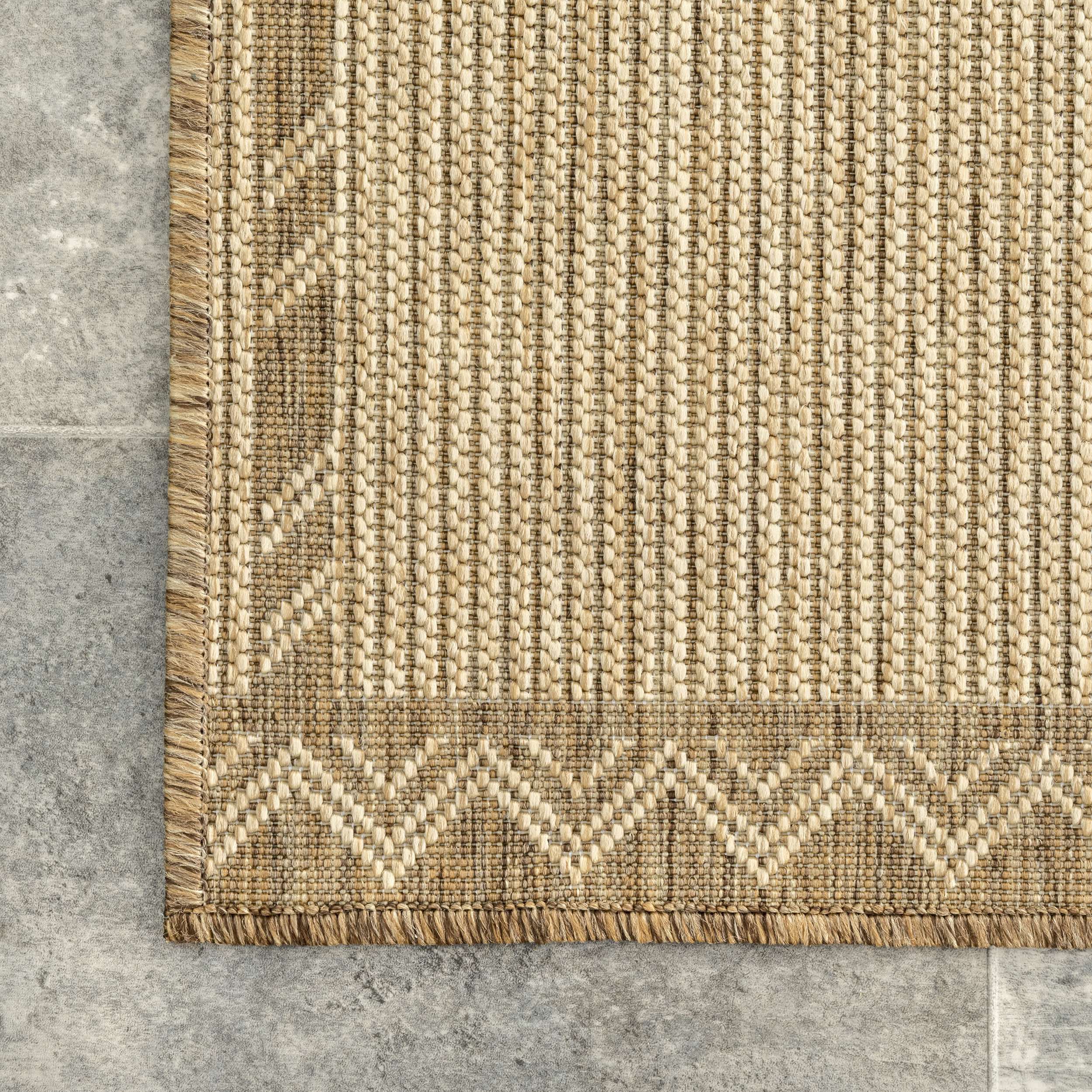 Aria Tribal Transitional Indoor/Outdoor Area Rug - Image 14