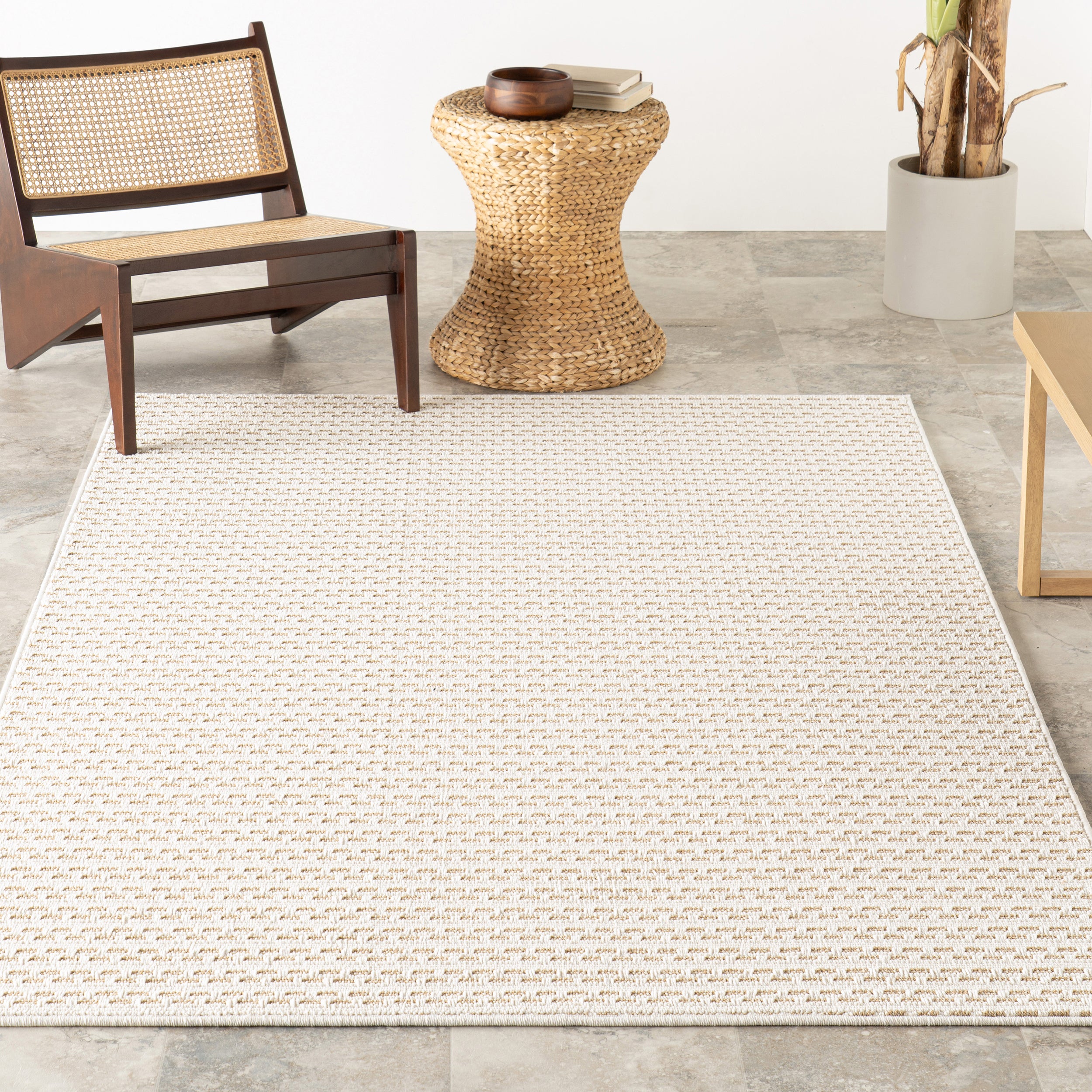 Havanah Geometric Indoor/Outdoor Area Rug - Image 9