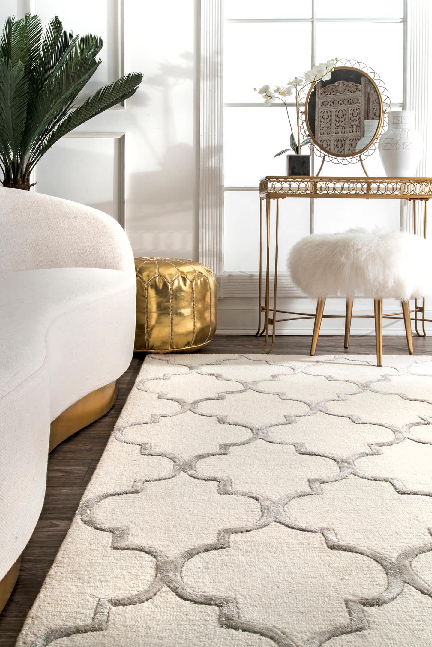 Hand Tufted Park Avenue Trellis Area Rug - Image 4