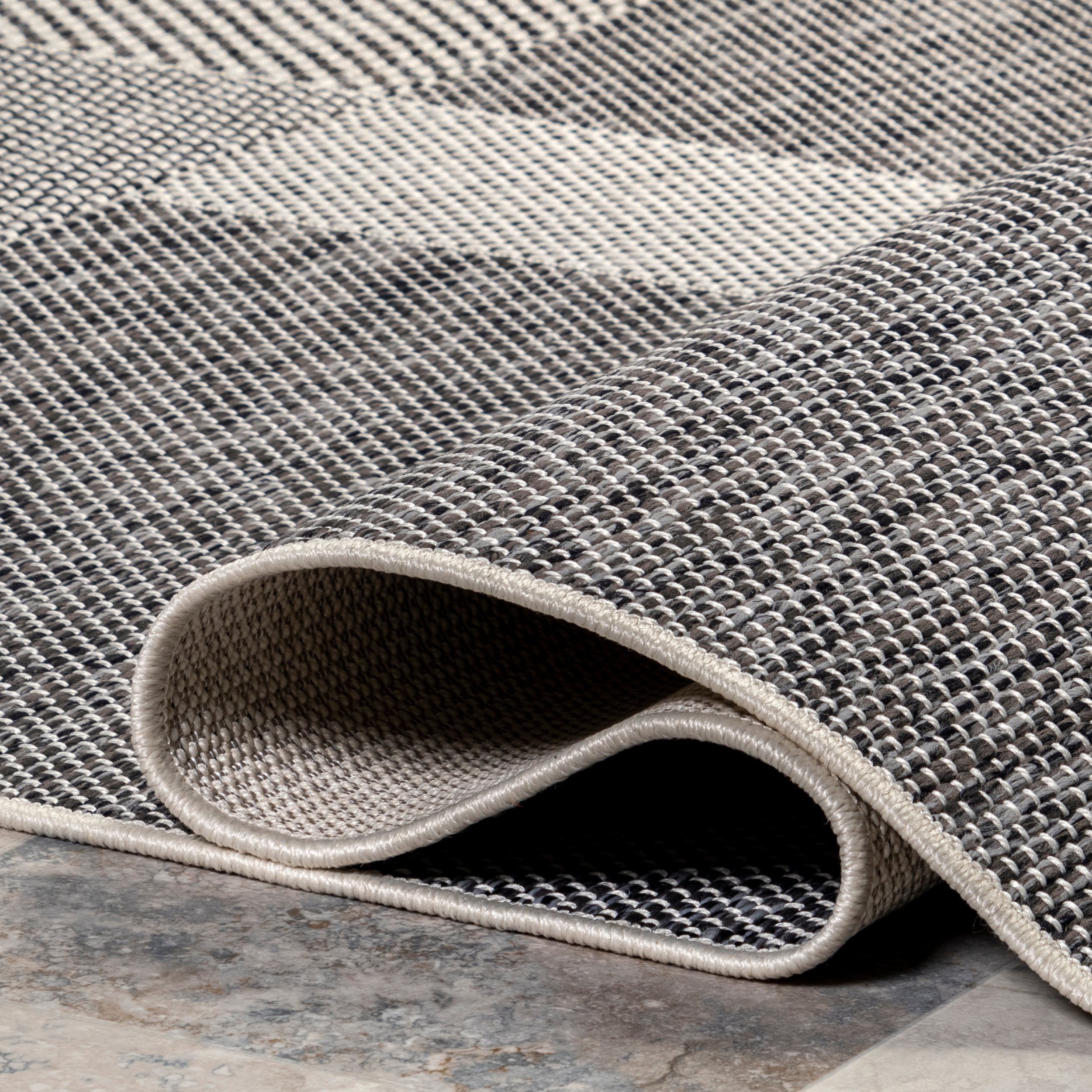 Ellowyn Geometric Indoor/Outdoor Area Rug - Image 4