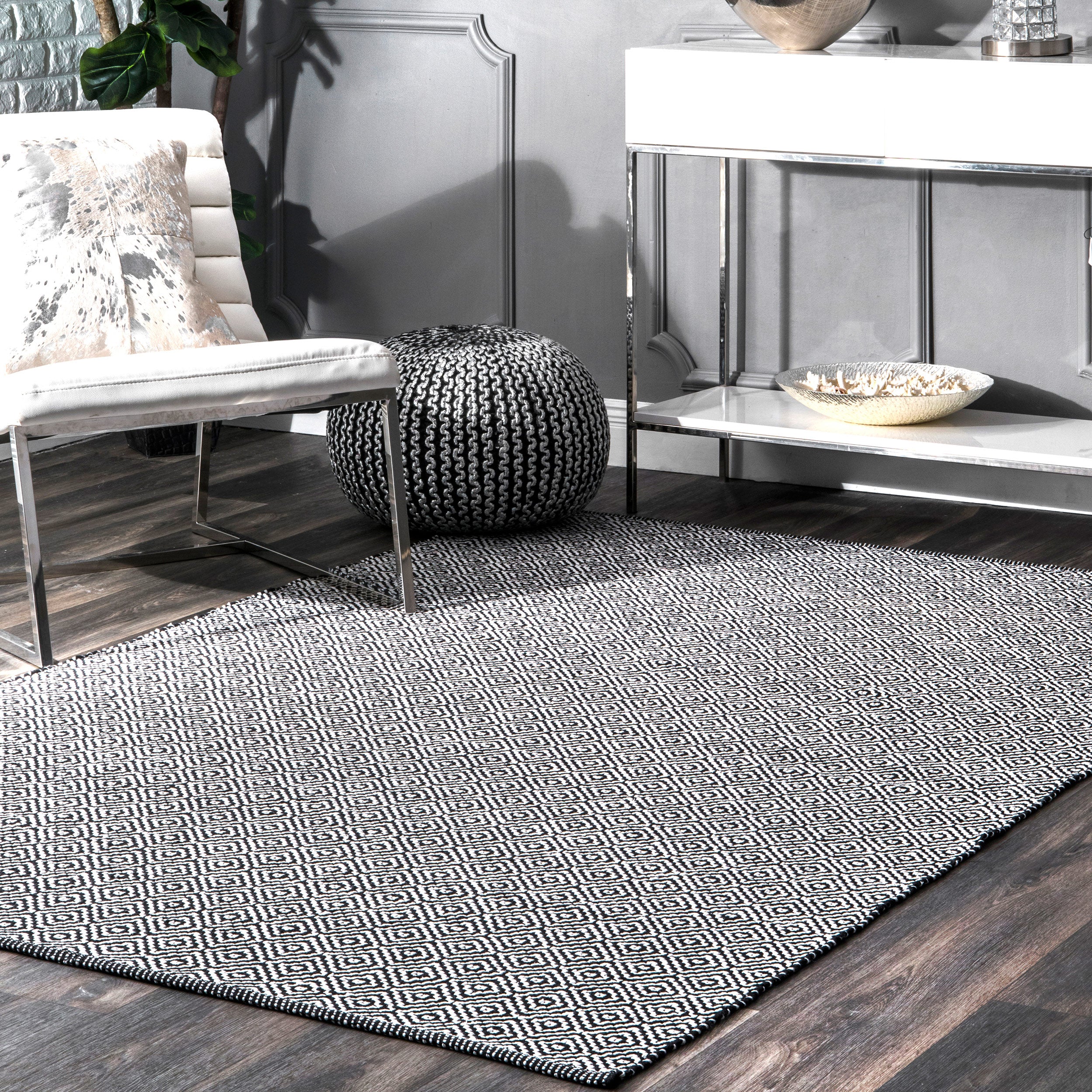 Lorretta Geometric Cotton Area Rug - Image 2