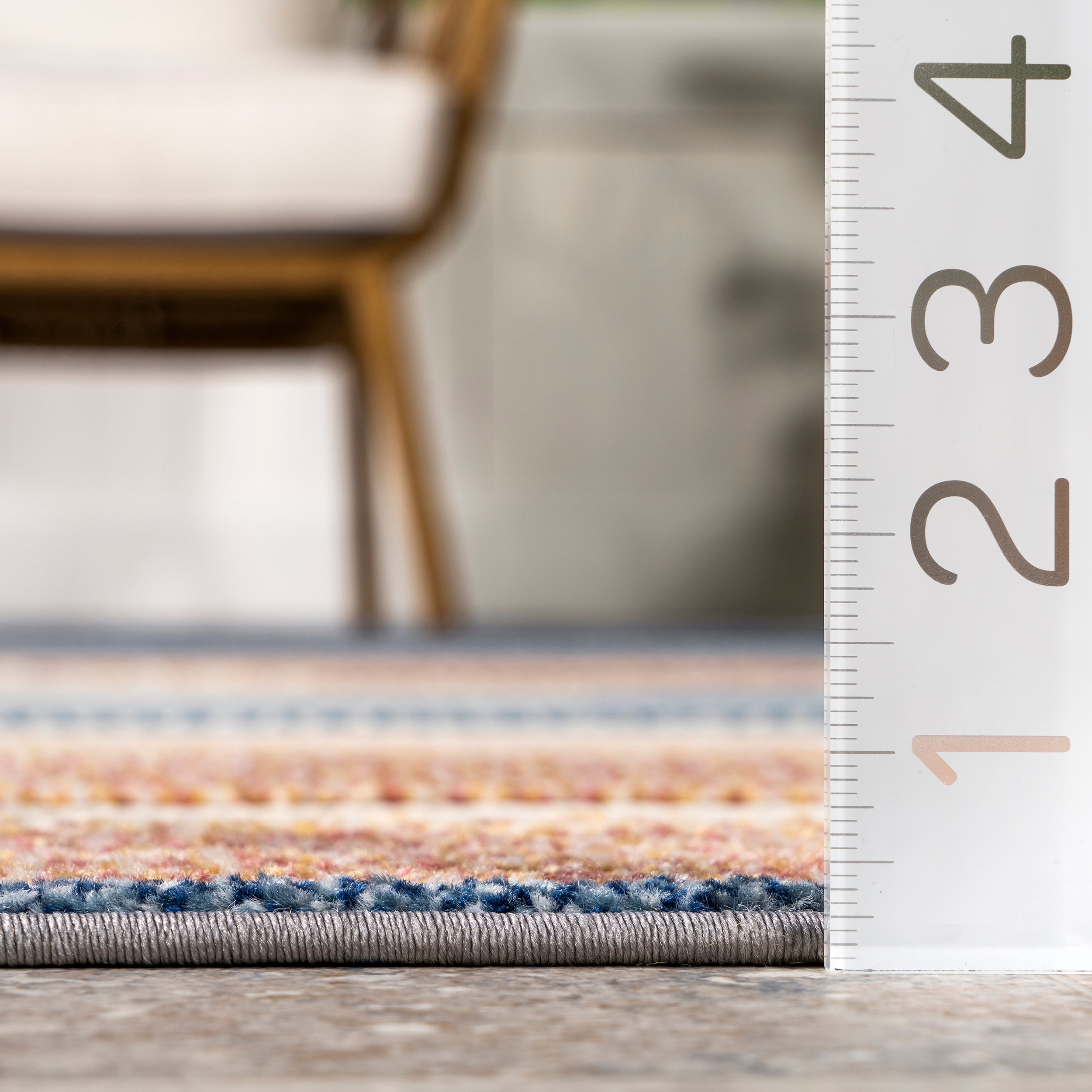 Oaklyn Contemporary Indoor/Outdoor Area Rug - Image 3
