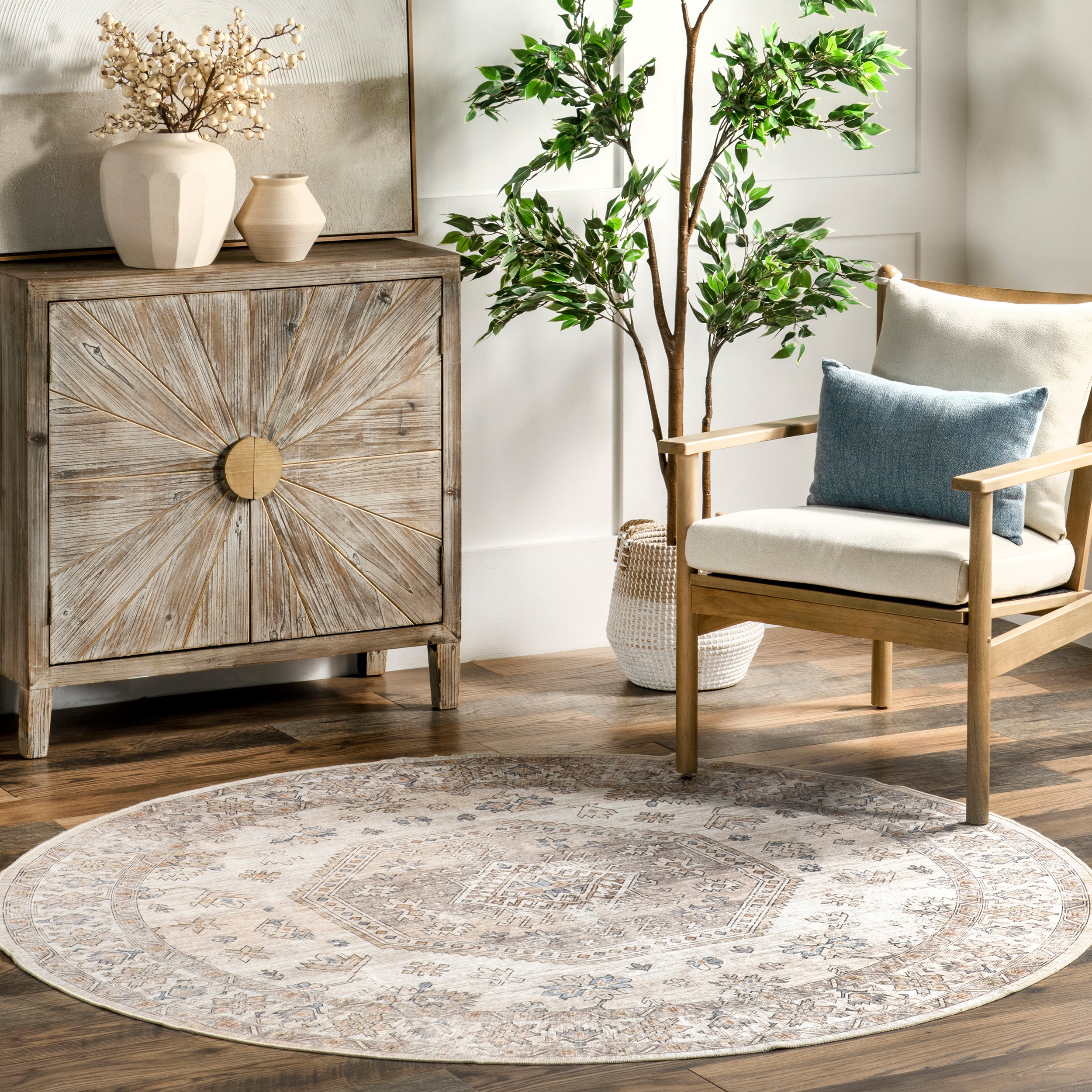 Darby Persian Stain Repellent Machine Washable Area Rug - Image 10