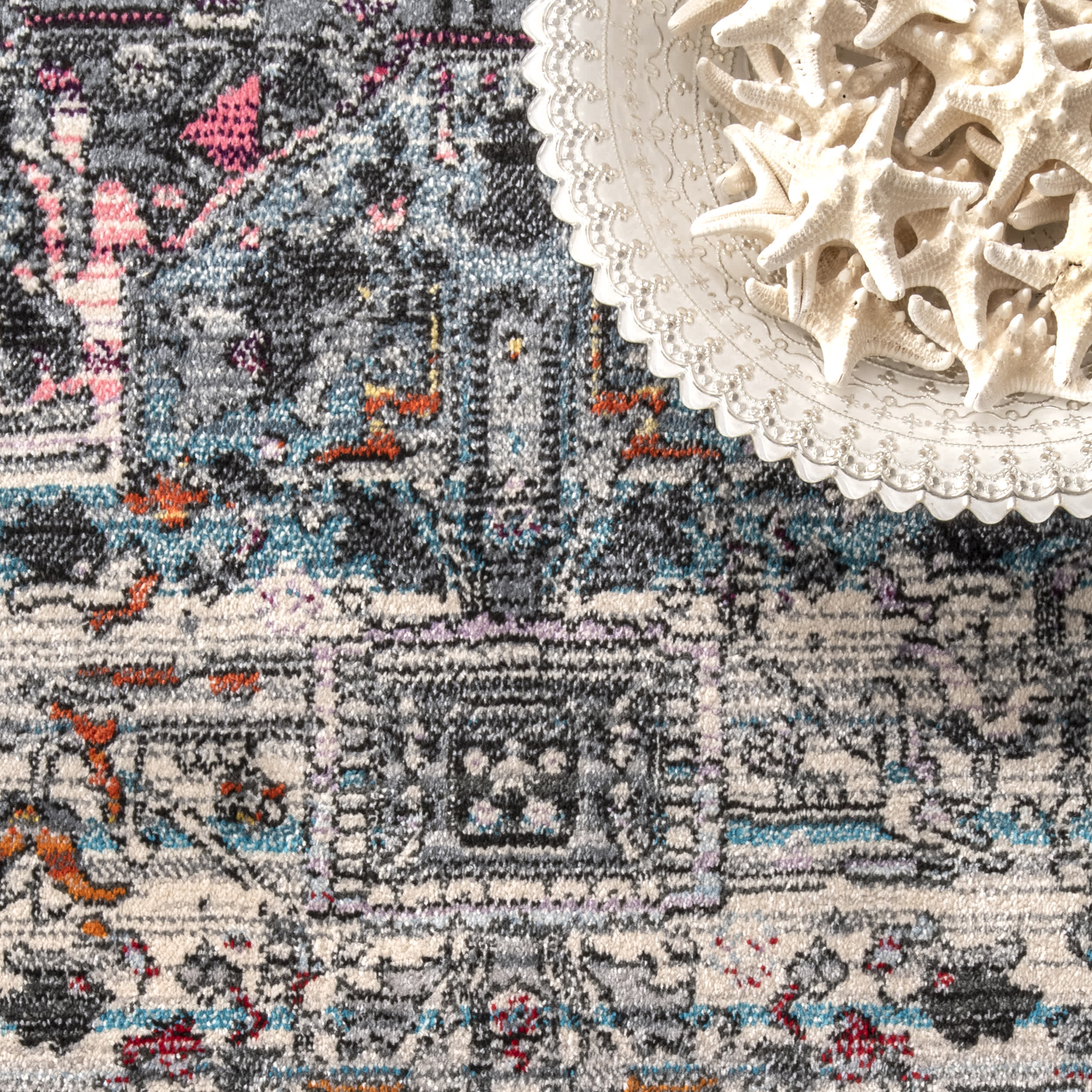 Vintage Harriet Medallion Fringe Area Rug - Image 13