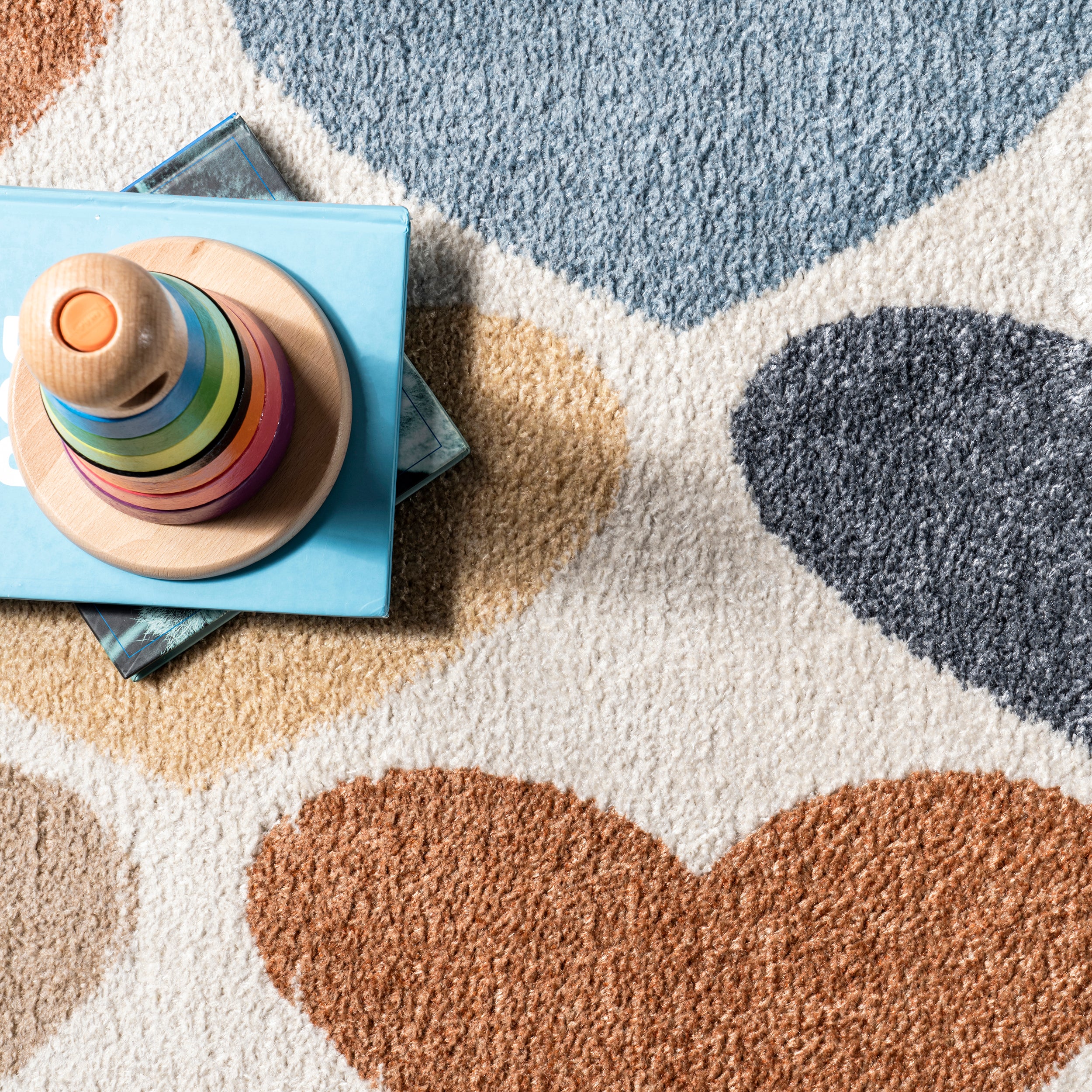 Neive Colorful Hearts Machine Washable Area Rug - Image 6