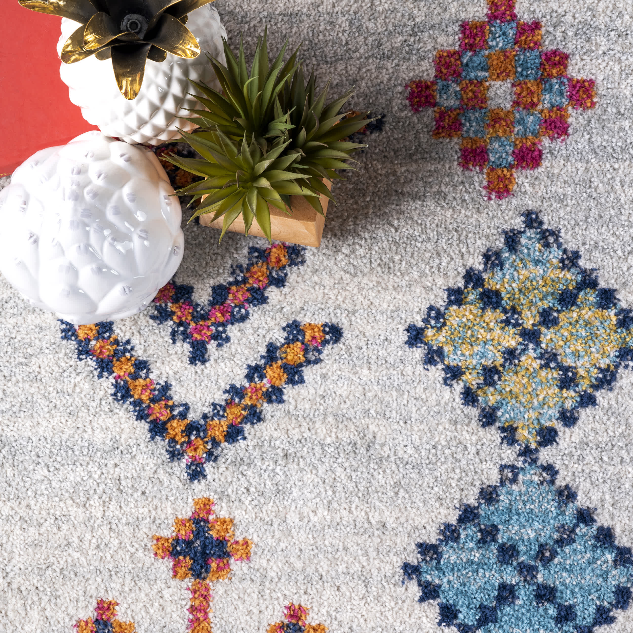 Richelle Tribal Medallion Area Rug - Image 6