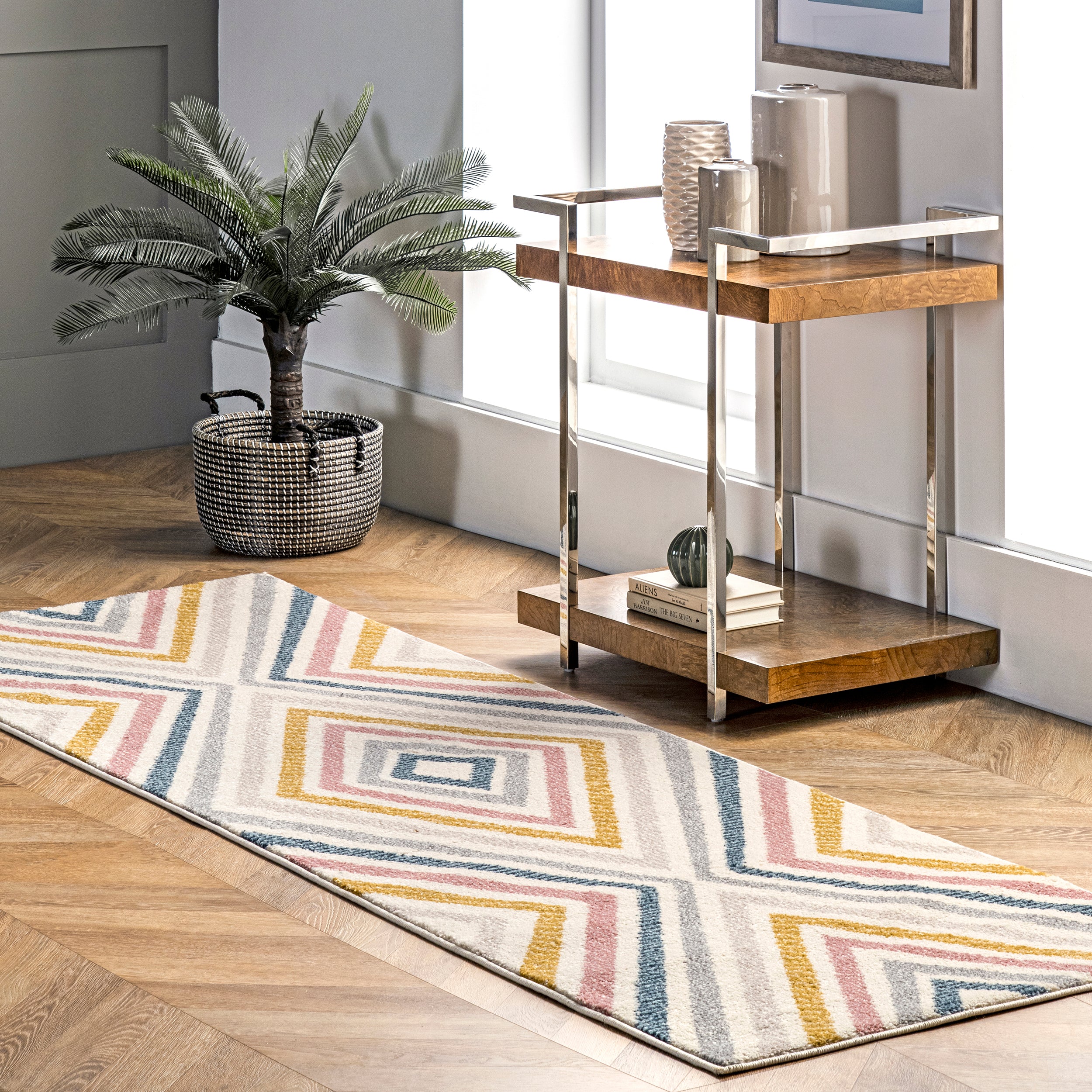 Neveah Contemporary Chevron Area Rug - Image 10