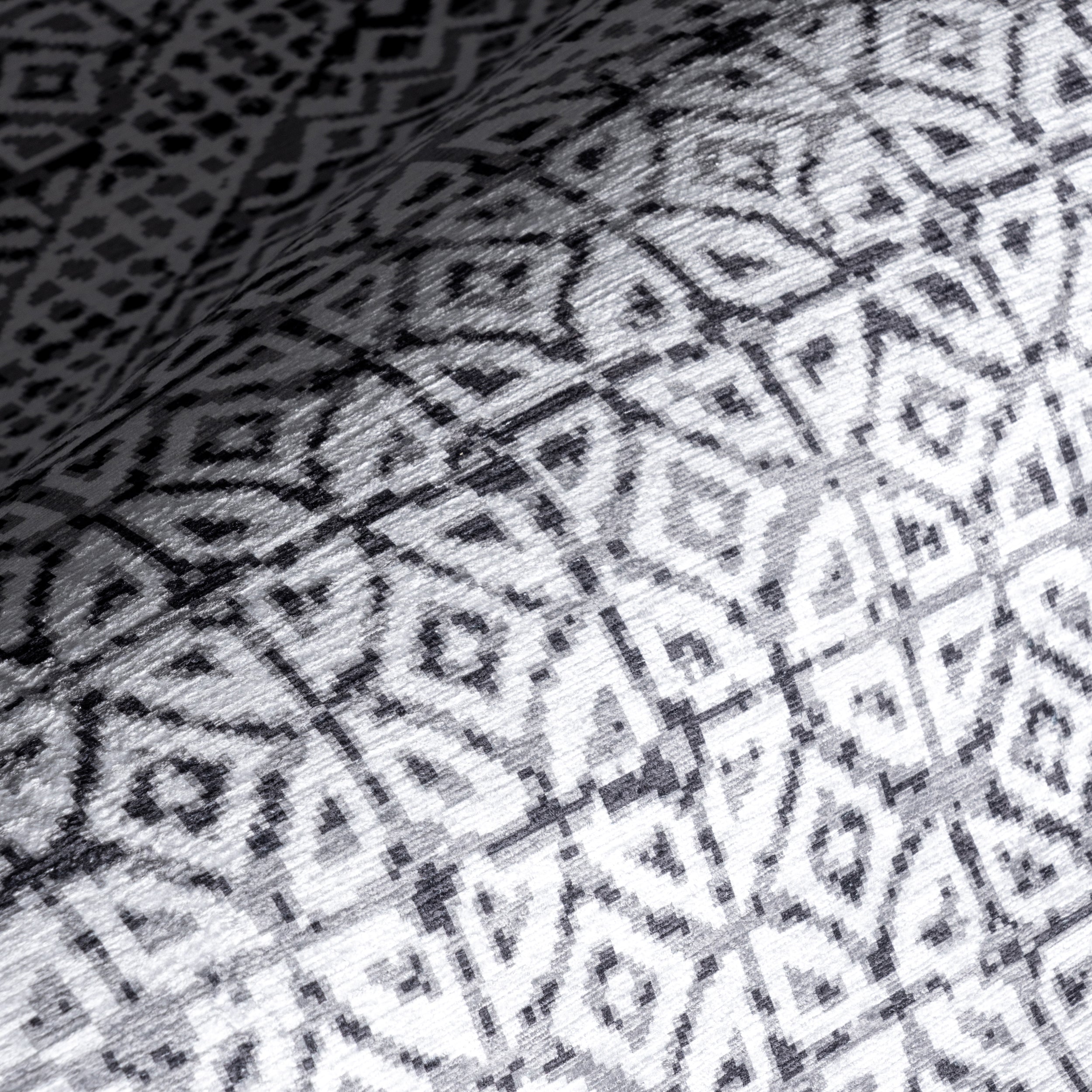 Reya Transitional SplashGuard Machine Washable Area Rug - Image 5