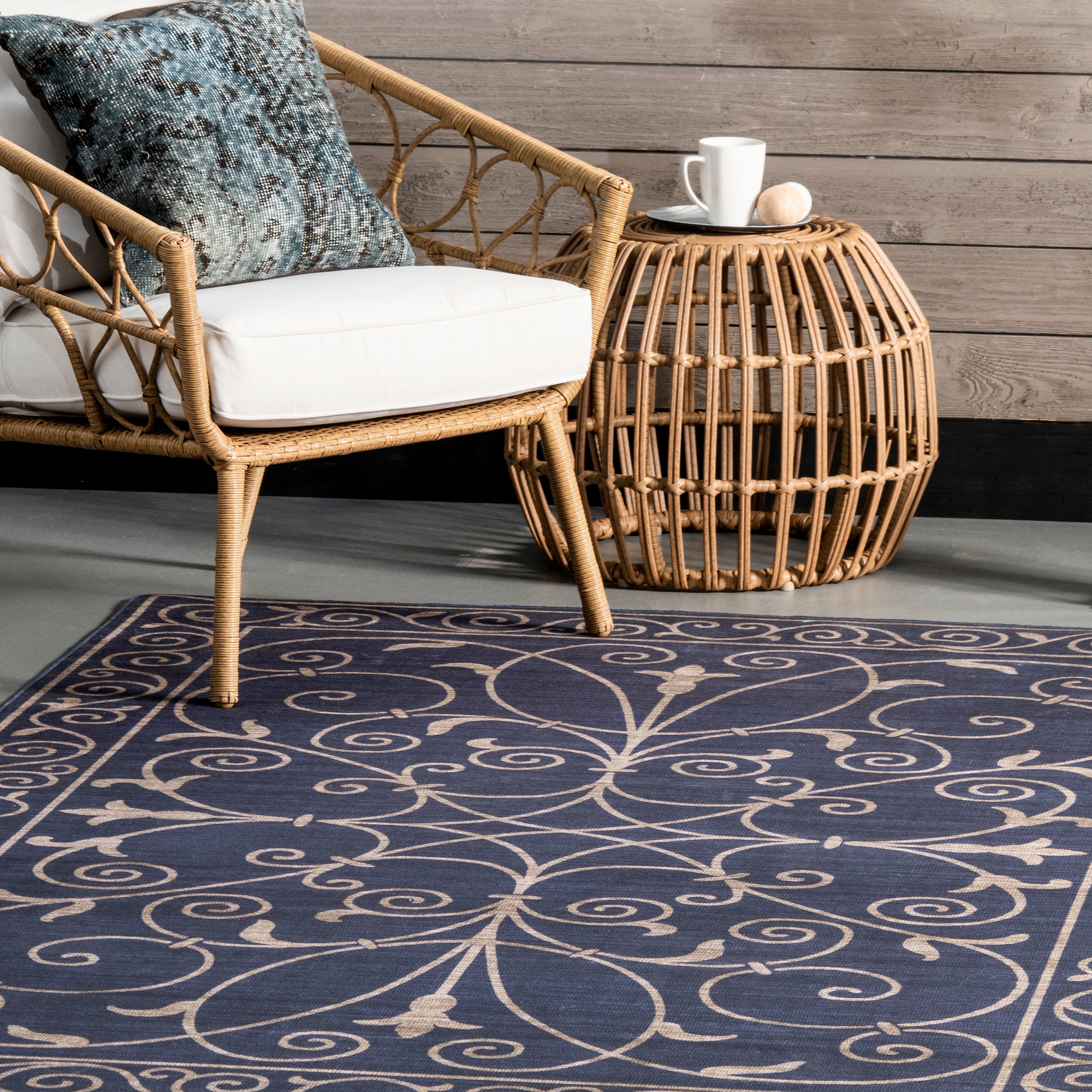 Chara Traditional Vines Machine Washable Indoor/Outdoor Area Rug - Image 9